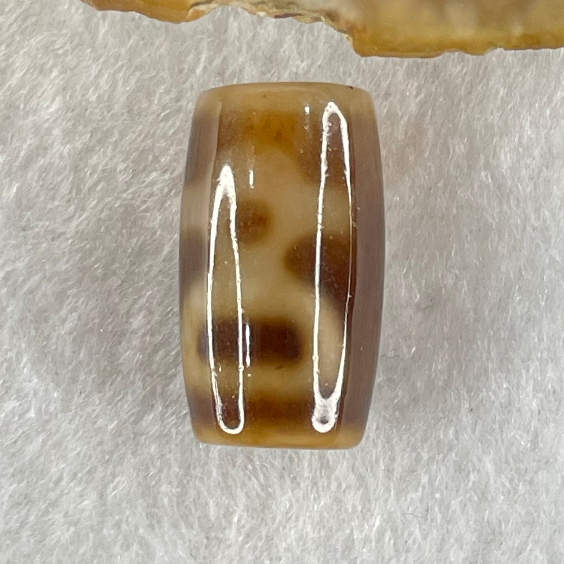 Natural Powerful Tibetan Old Oily Agate Double Cai Shen Dzi Bead Heavenly Master (Tian Zhu) 双财神长天珠 4.84g 20.4 by 11.6mm - Huangs Jadeite and Jewelry Pte Ltd