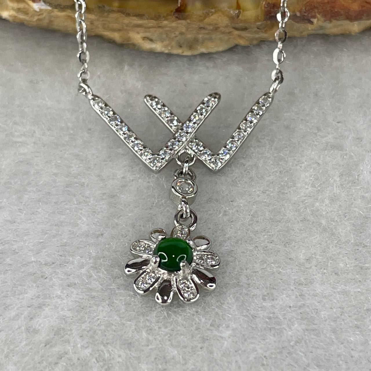Natural Type A Icy Deep Green Omphacite Jadeite Flower Necklace | S925 Sterling Silver Adjustable 44-48cm Midnight Imperial Blossom Choker (2.56g 3.9x1.5mm)