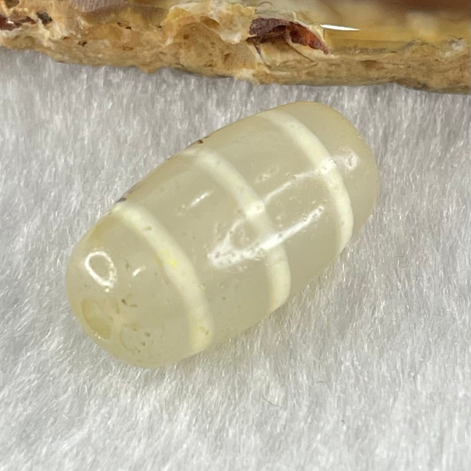 Natural Powerful Tibetan Old Oily Agate 3-Lines Dzi Bead Heavenly Master (Tian Zhu) 三行天诛 3.31g 20.2 by 10.7mm - Huangs Jadeite and Jewelry Pte Ltd