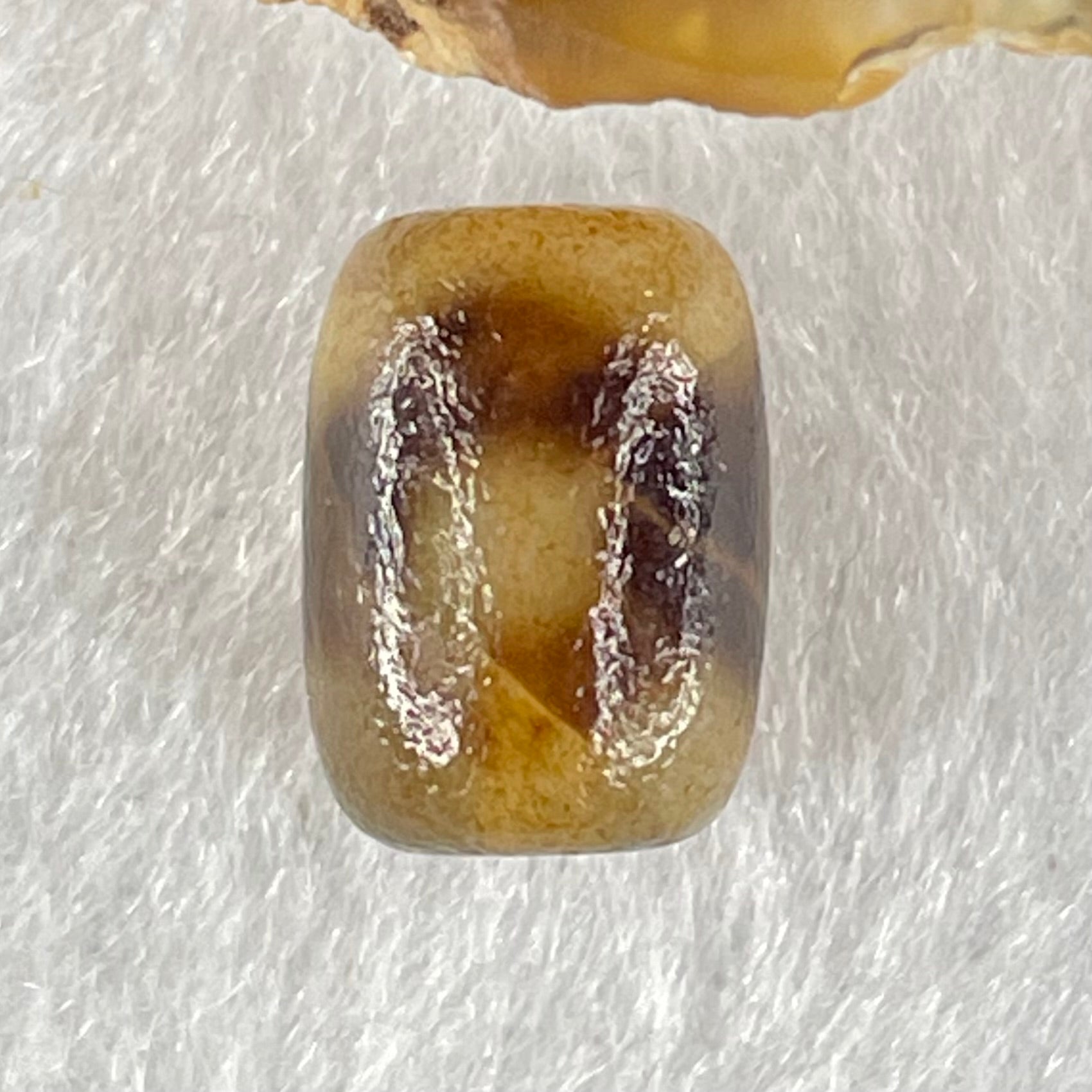 Natural Powerful Tibetan Old Oily Agate 3 Eyes Dzi Bead Heavenly Master (Tian Zhu) 三眼天诛 1.52g 12.0 by 8.7mm - Huangs Jadeite and Jewelry Pte Ltd