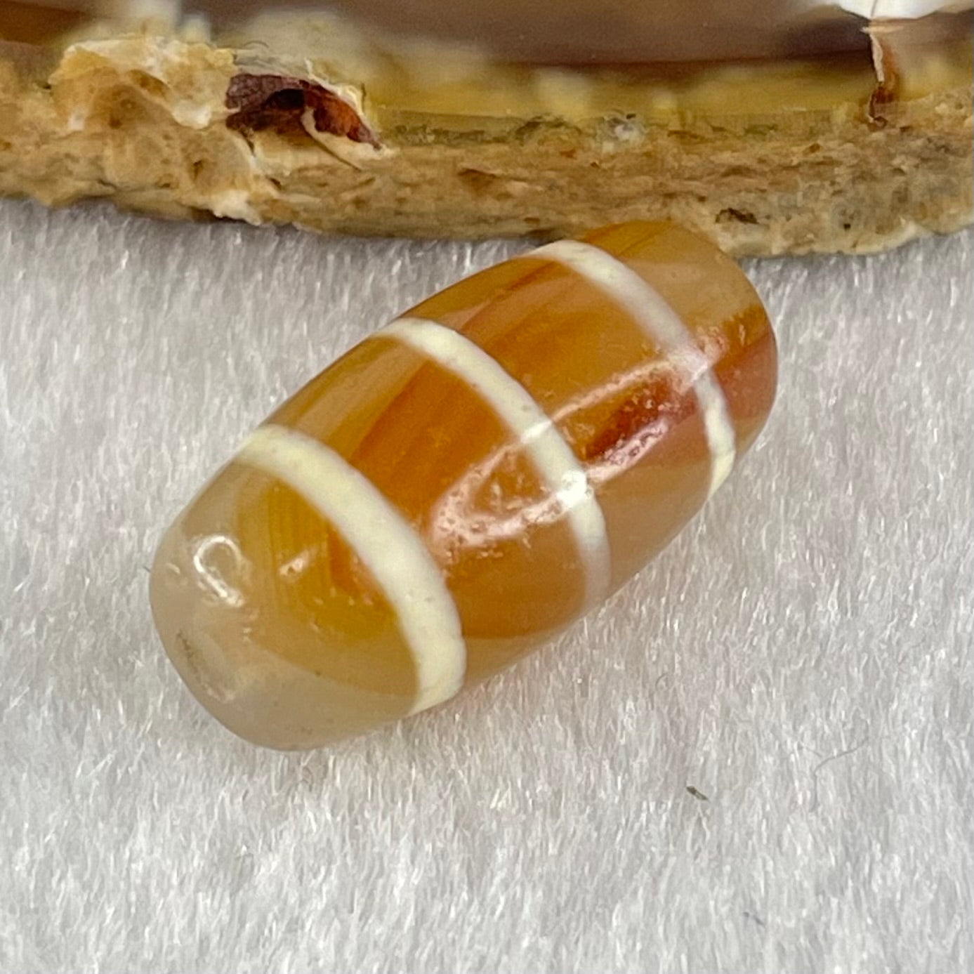 Natural Powerful Tibetan Old Oily Agate 3-Lines Dzi Bead Heavenly Master (Tian Zhu) 三行天诛 3.23g 20.1 by 10.4mm - Huangs Jadeite and Jewelry Pte Ltd