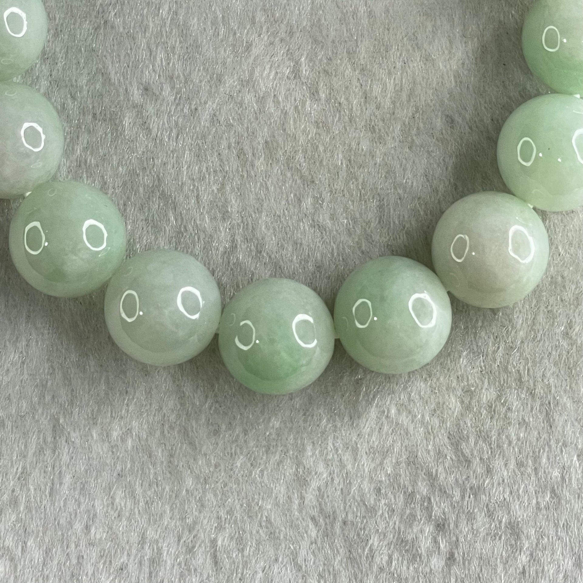 Type A Light Green Jadeite Beads Bracelet 48.85g 15cm 12.6mm 16 Beads - Huangs Jadeite and Jewelry Pte Ltd