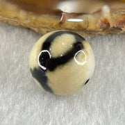 Natural Powerful Tibetan Old Oily Yellowish White with Black Agate 3 Eyes Dzi Bead Heavenly Master (Tian Zhu) 三眼天诛 4.04g 14.5mm - Huangs Jadeite and Jewelry Pte Ltd