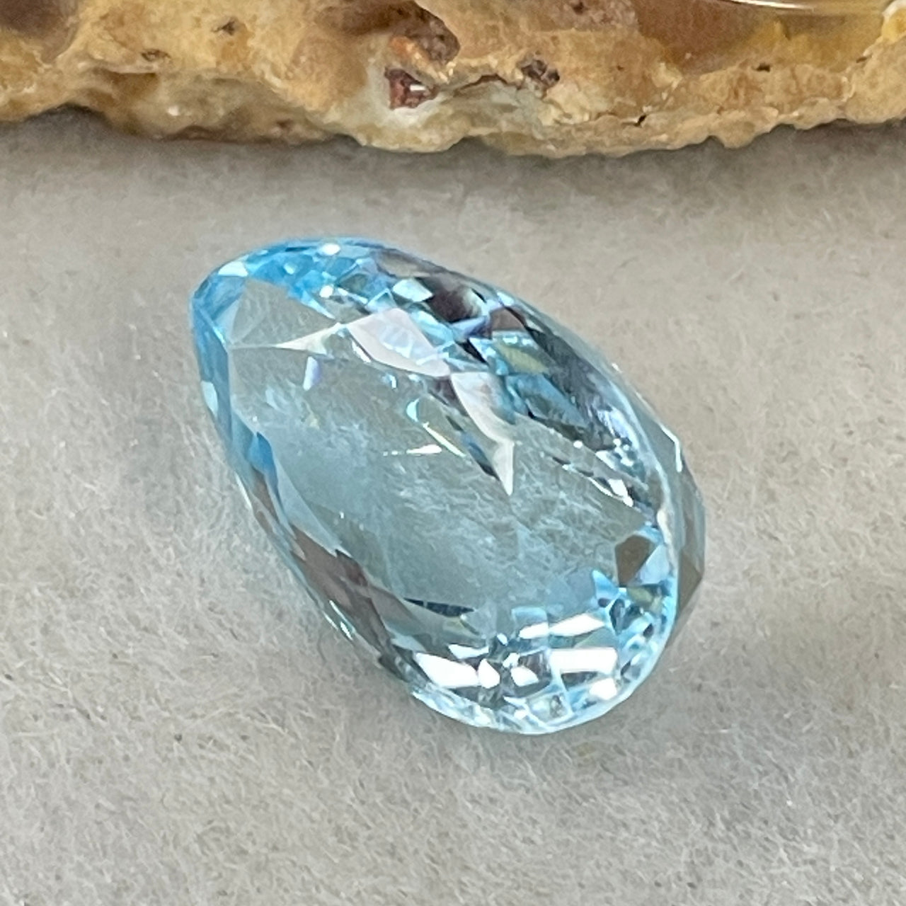 Natural Sky Blue Topaz Teardrop Shape 9.30ct 16.2 by 9.9 by 7.4mm - Huangs Jadeite and Jewelry Pte Ltd