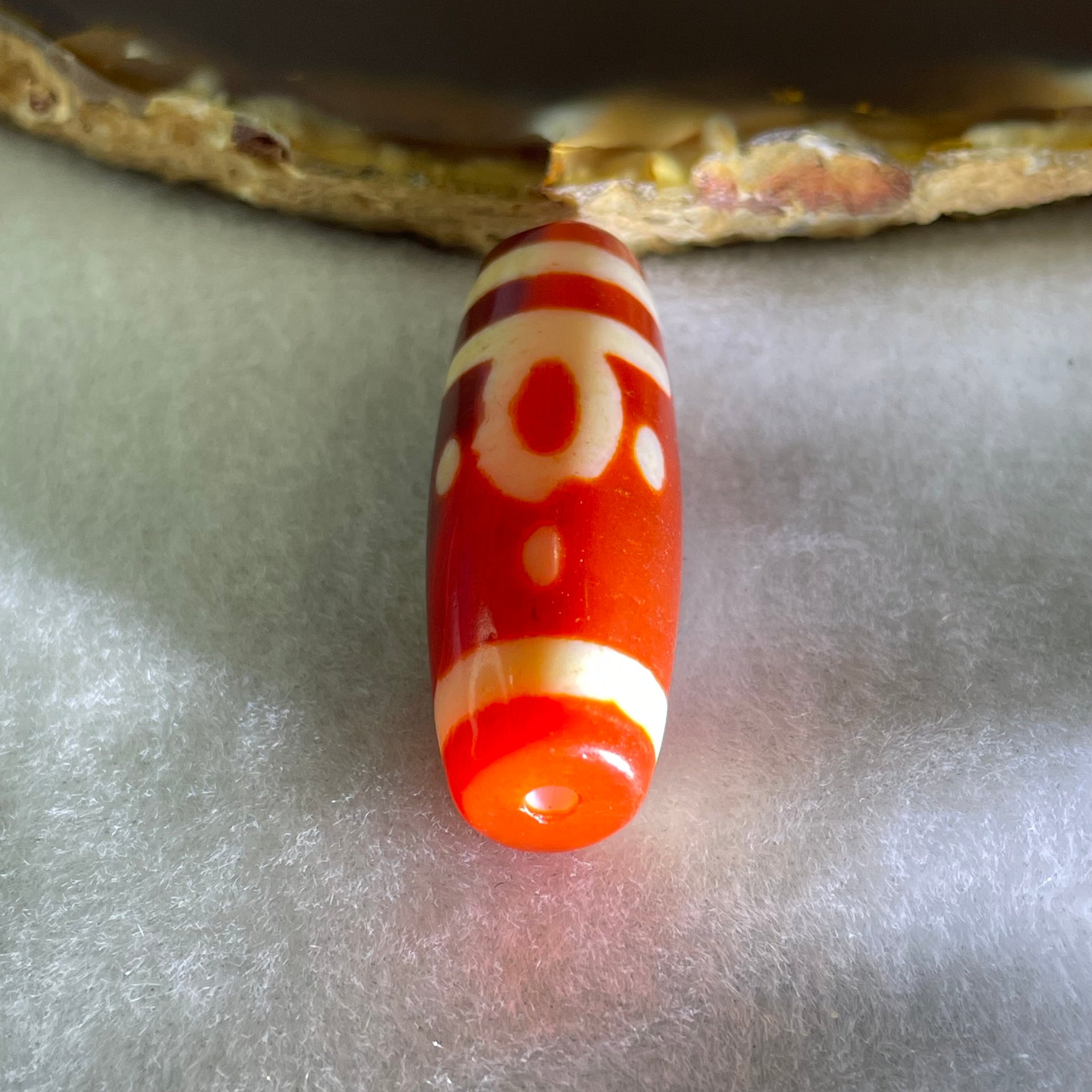Natural Powerful Tibetan Old Oily Red White Agate One Eye Earth Element Dzi Bead Heavenly Master (Tian Zhu) 一眼土元素天珠 10.72g 37.5 by 13.5mm - Huangs Jadeite and Jewelry Pte Ltd