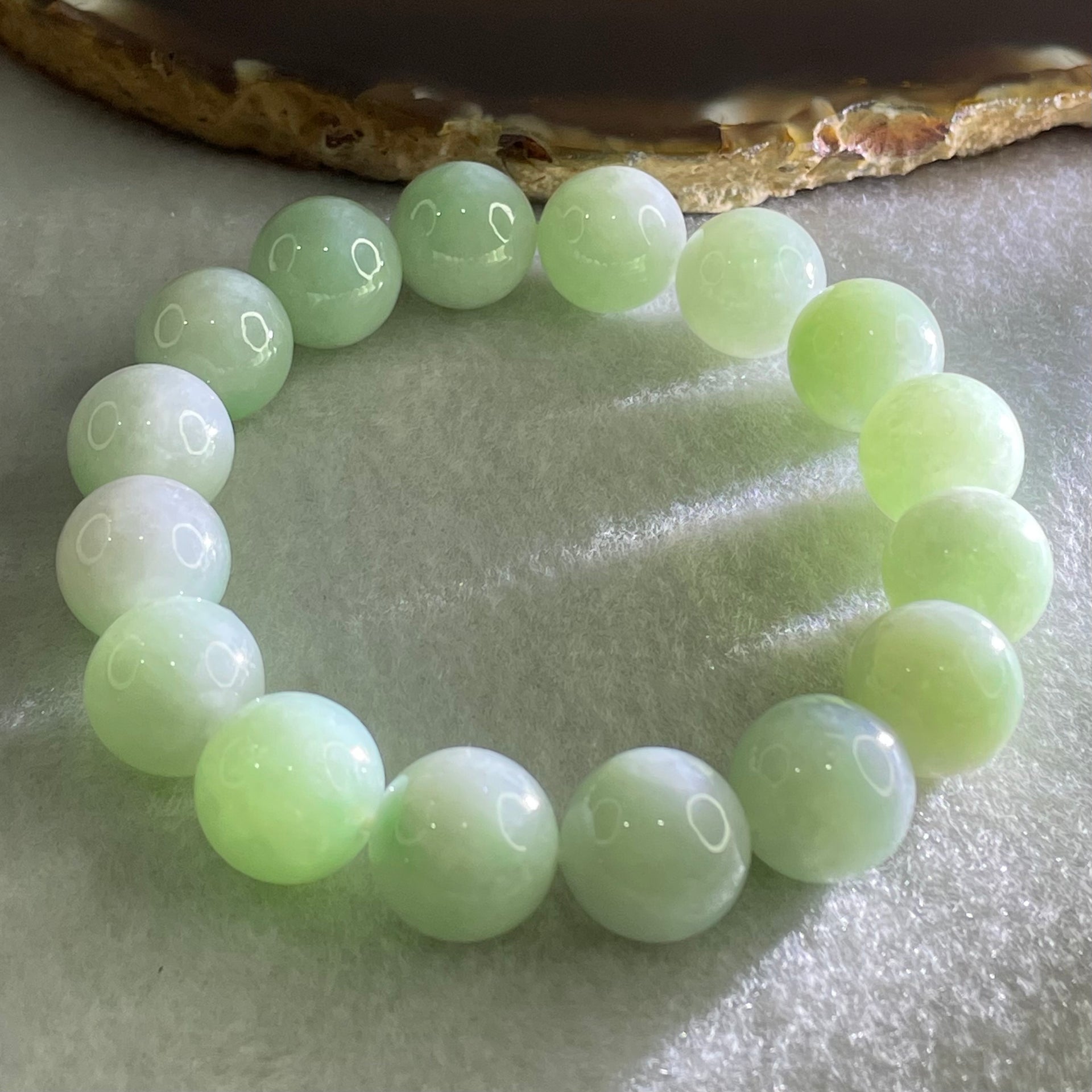 Type A Light Green Jadeite Beads Bracelet 55.52g 16cm 12.7mm 16 Beads - Huangs Jadeite and Jewelry Pte Ltd