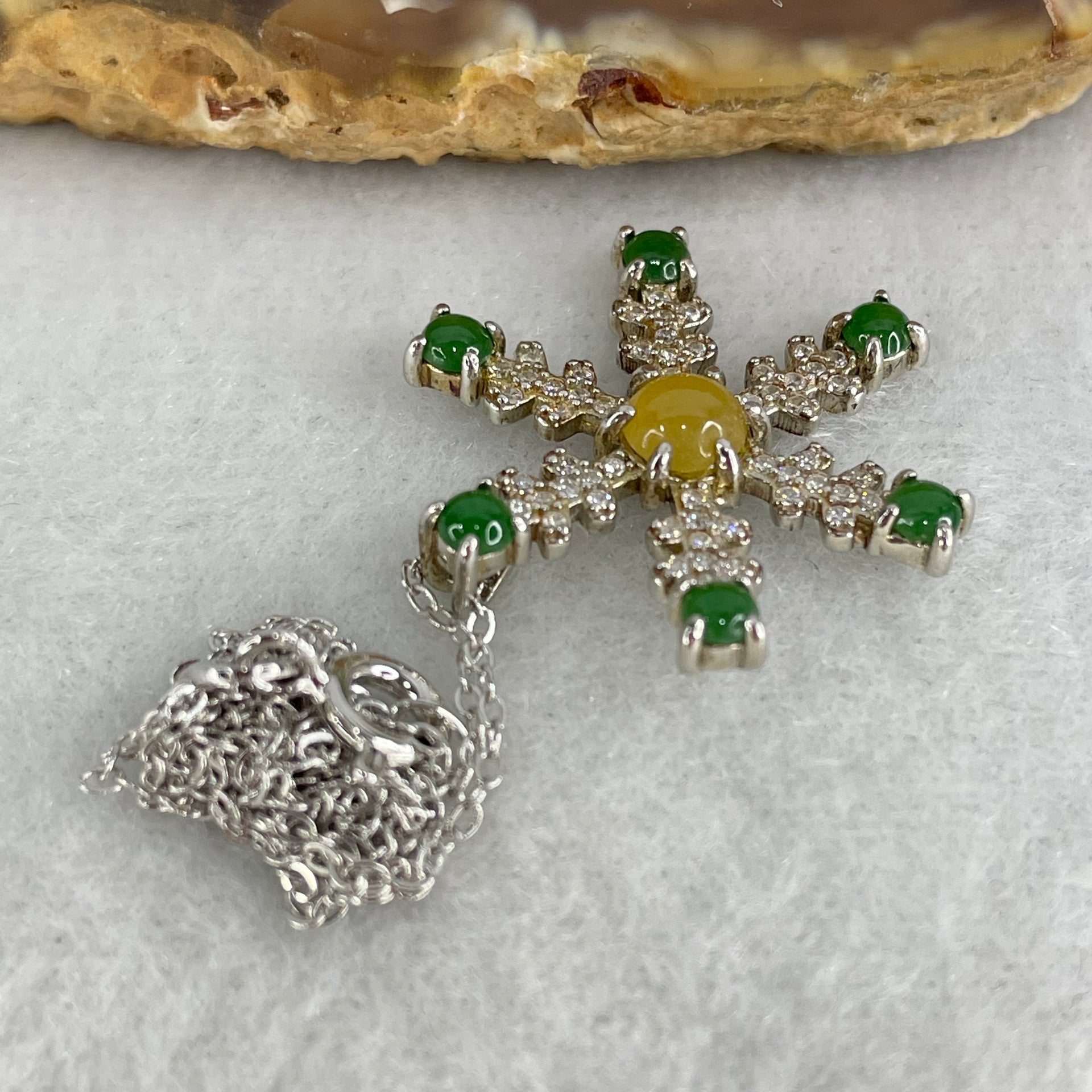 Type A Green and Yellow Jadeite Cabochon Snowflake Pendant in S925 Sliver Necklace 3.42g 2.5 by 1.2mm 6pcs, 4.5 by 2.0mm 1pc - Huangs Jadeite and Jewelry Pte Ltd