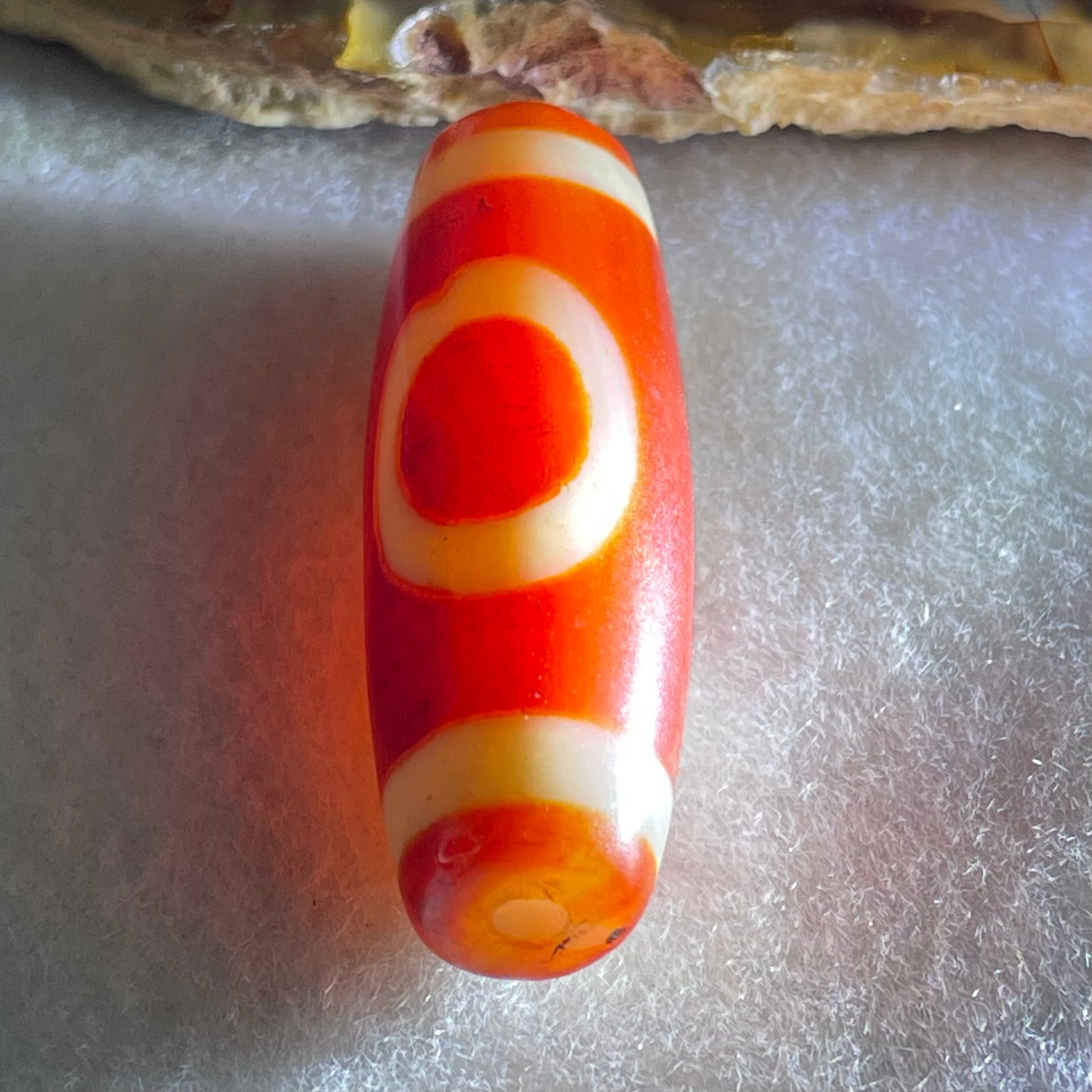 Natural Powerful Tibetan Old Oily Red White Agate One Eye Wood Element Dzi Bead Heavenly Master (Tian Zhu) 一眼木元素天珠 10.00g 38.3 by 12.7mm - Huangs Jadeite and Jewelry Pte Ltd