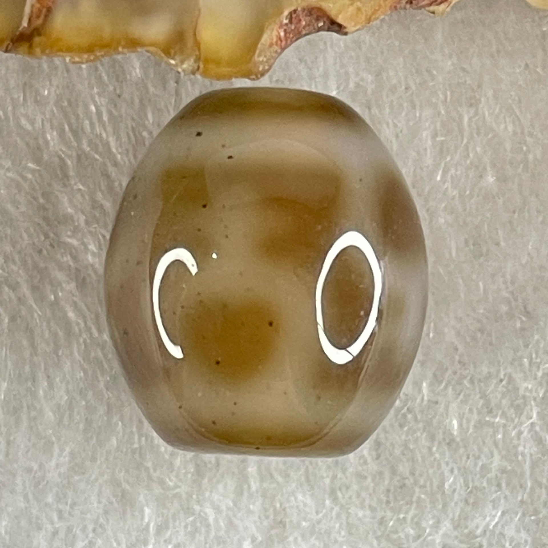 Natural Powerful Tibetan Old Oily Agate 4 Nectar Vessel Dzi Bead Heavenly Master (Tian Zhu) 花蜜容器天珠 2.73g 13.4 by 12.1mm - Huangs Jadeite and Jewelry Pte Ltd