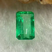 Natural Colombia Green Emerald (Beryl) Cut-Cornered Rectangular step cut 0.84ct 6.9 by 4.2 by 3.1mm - Huangs Jadeite and Jewelry Pte Ltd