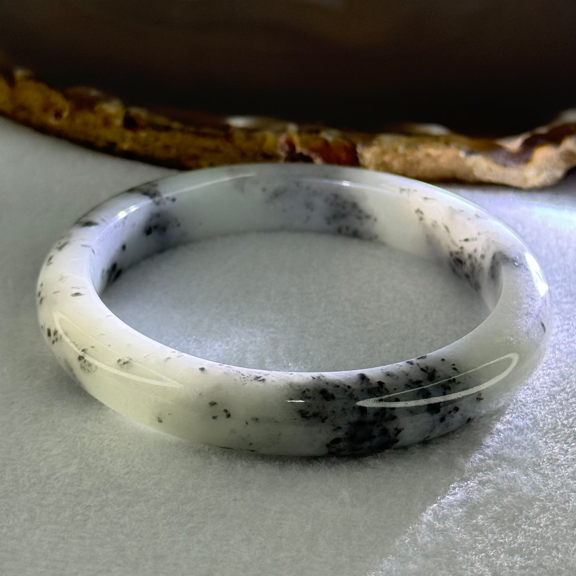 Type A Grey Wuji Piao Hua Jadeite Bangle Internal Diameter 58.3mm 50.61g 10.9 by 8.5mm (Close to Perfect) - Huangs Jadeite and Jewelry Pte Ltd