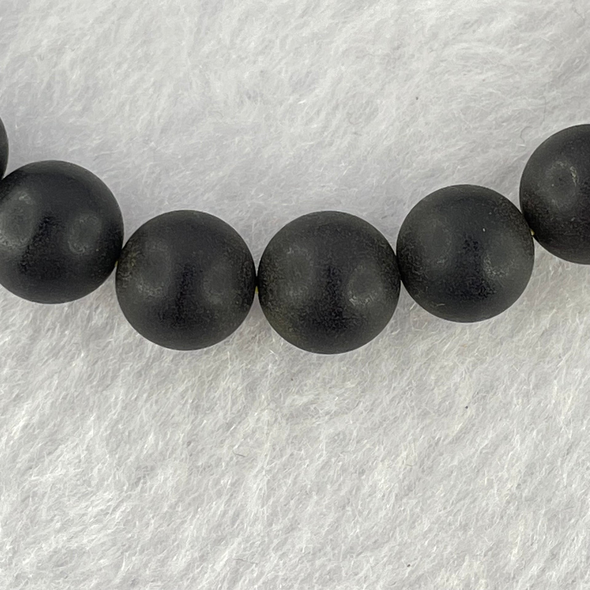 Natural Iron Blood King Amber Beads Bracelet 天然铁血王琥珀手链 8.16g 16.5cm 9.4mm 22 Beads - Huangs Jadeite and Jewelry Pte Ltd