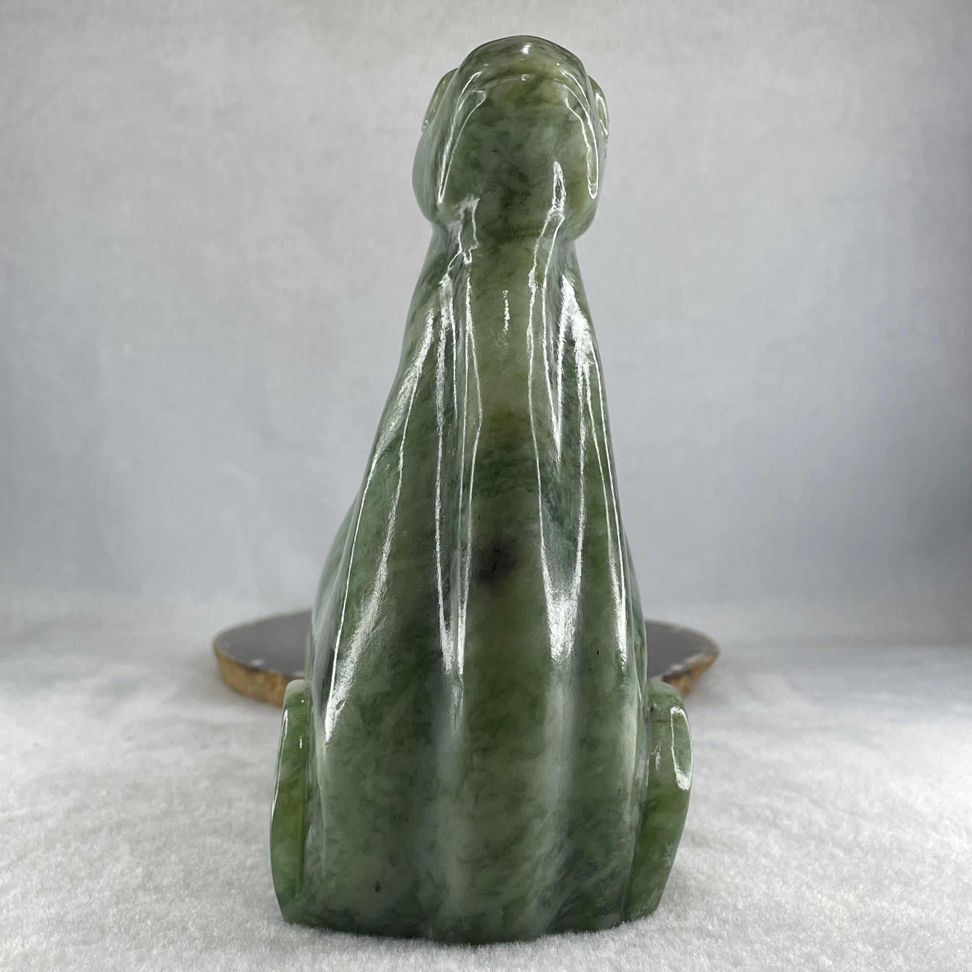 Natural Green Serpentine Camel Display 2,325.5g 189.0 by 75.0 by 155.0mm - Huangs Jadeite and Jewelry Pte Ltd