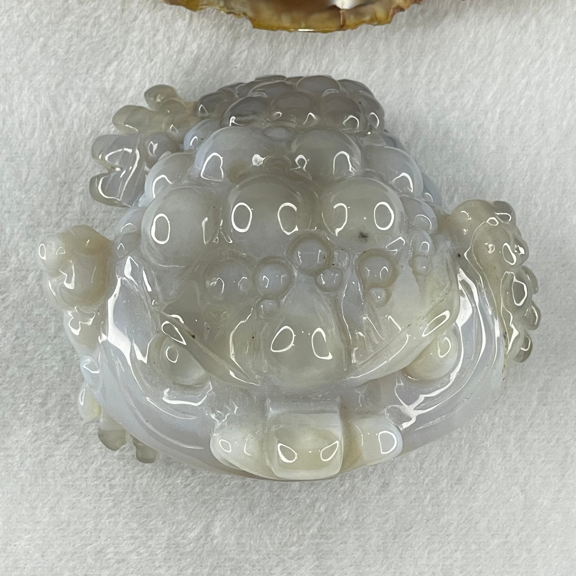 Natural White With Grey Wuji Agate 3 Legged Toast Display 275.5g 84.0 by 70.0 by 50.0mm - Huangs Jadeite and Jewelry Pte Ltd