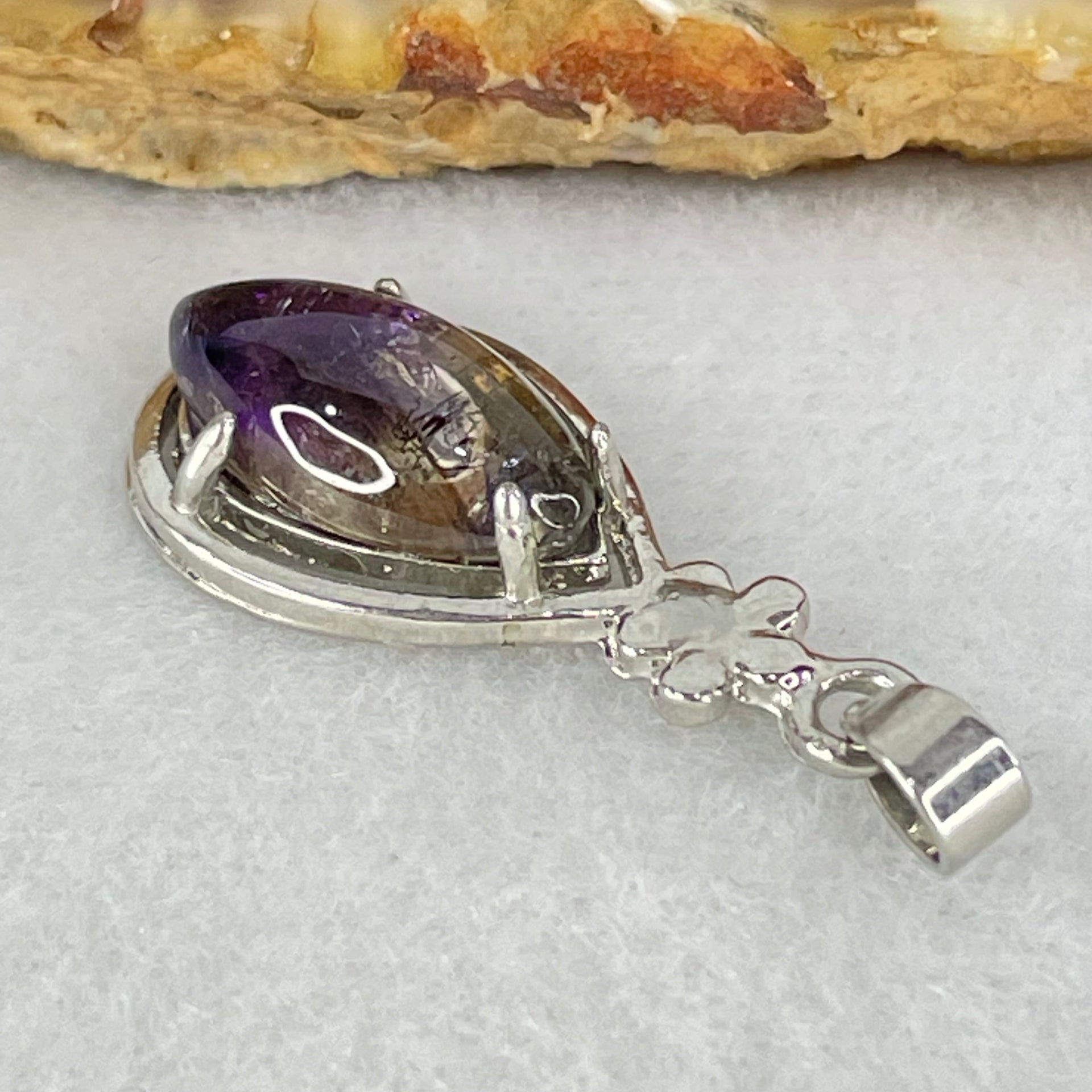 Above Average Grade Natural Super 7 Quartz in S925 Pendant 2.70g 16.0 by 8.2 by 4.5mm - Huangs Jadeite and Jewelry Pte Ltd