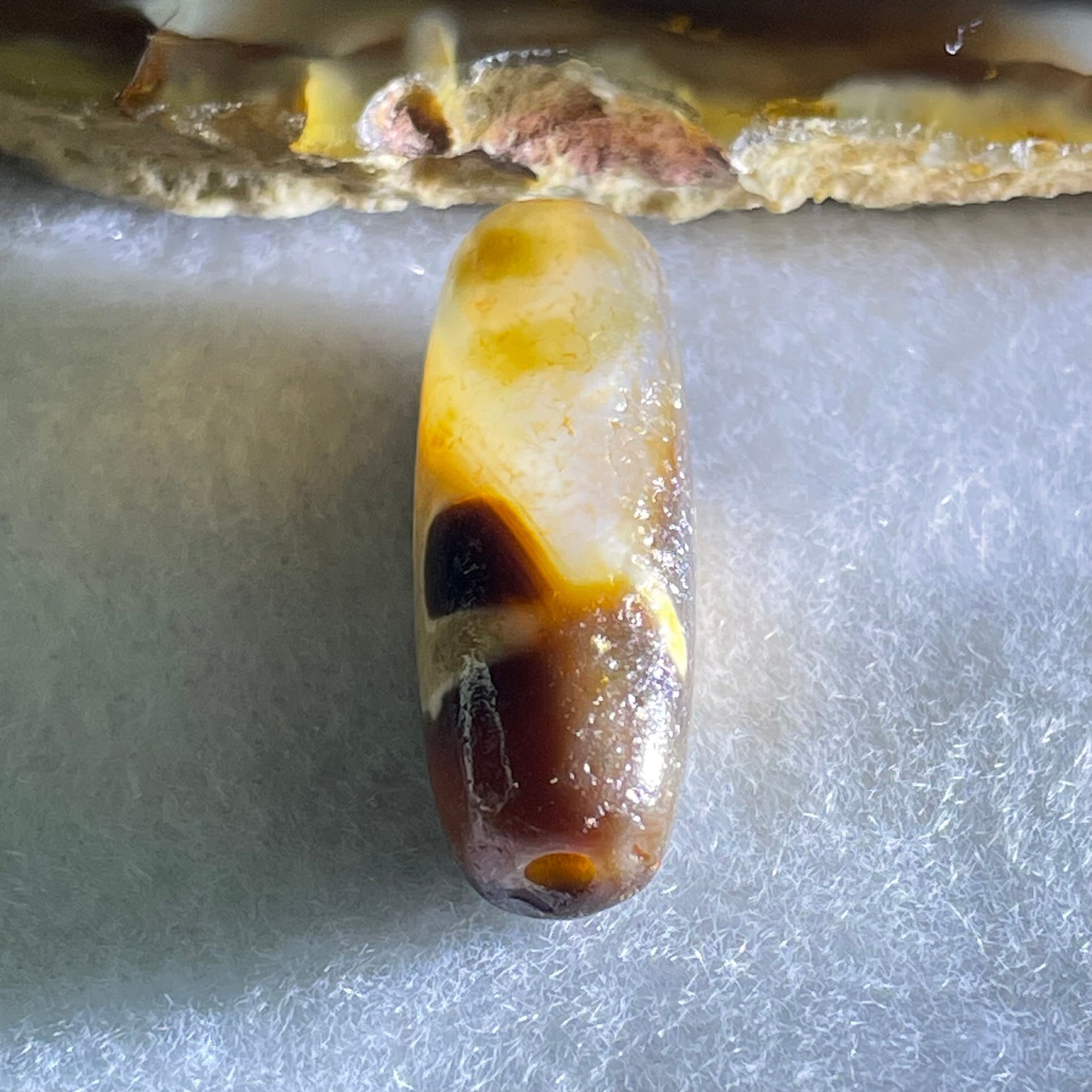 Natural Powerful Tibetan Old Oily Agate Patina Guiren Tairen Human Dzi Bead Totem Amulet Heavenly Master (Tian Zhu) 贵人天诛 4.55g 28.1 by 9.1mm - Huangs Jadeite and Jewelry Pte Ltd