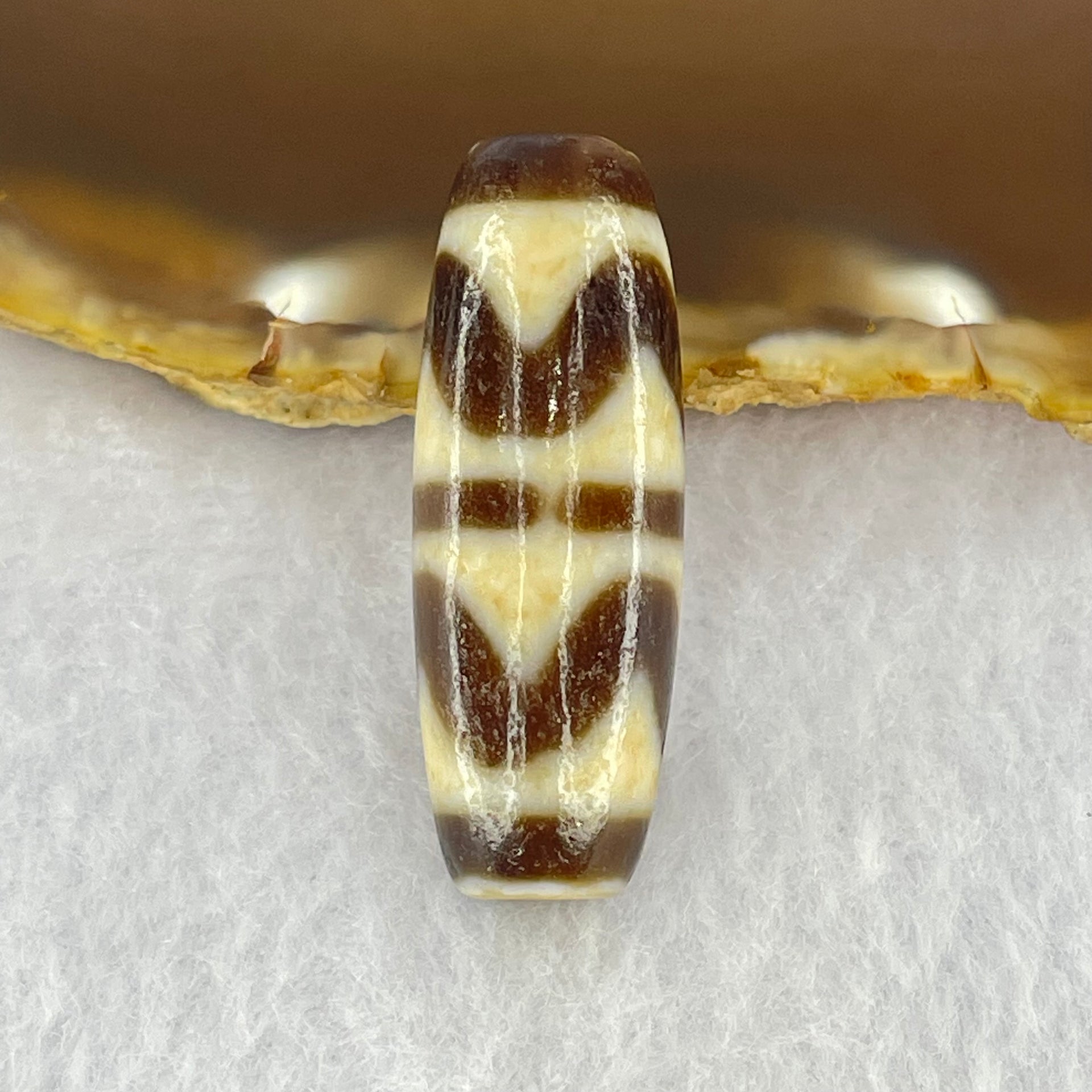 Natural Powerful Tibetan Old Oily Dark Brown White Yellow Agate Double Tiger Tooth Daluo Dzi Bead Heavenly Master (Tian Zhu) 双虎呀天诛 10.13g 37.0 by 13.3mm - Huangs Jadeite and Jewelry Pte Ltd