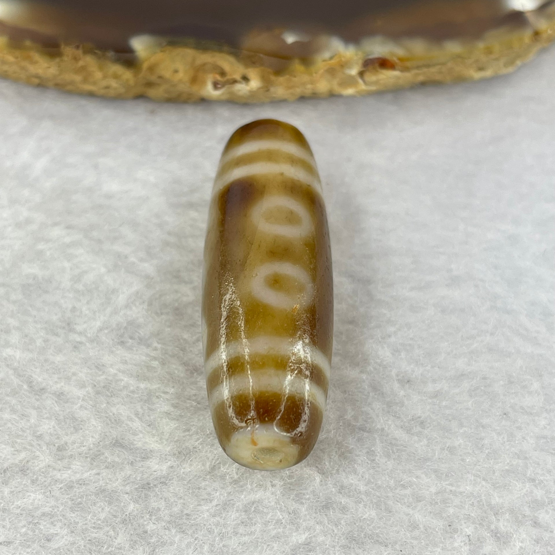 Natural Powerful Tibetan Agate 5 Eyes Dzi Bead Heavenly Master (Tian Zhu) 五眼天诛  9.74g 37.4 by 13.0 mm - Huangs Jadeite and Jewelry Pte Ltd