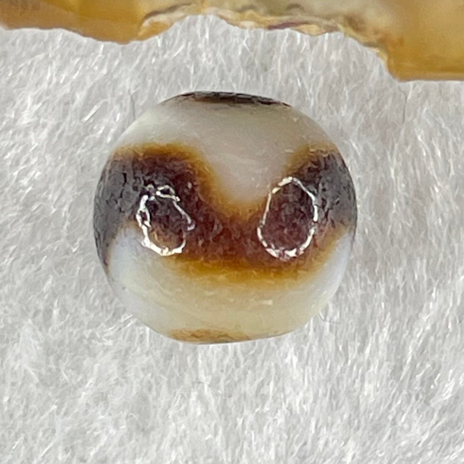 Natural Powerful Tibetan Old Oily Agate Tiger Tooth Daluo Dzi Bead Heavenly Master (Tian Zhu) 虎呀天诛 1.40g 9.8 by 10.3mm - Huangs Jadeite and Jewelry Pte Ltd