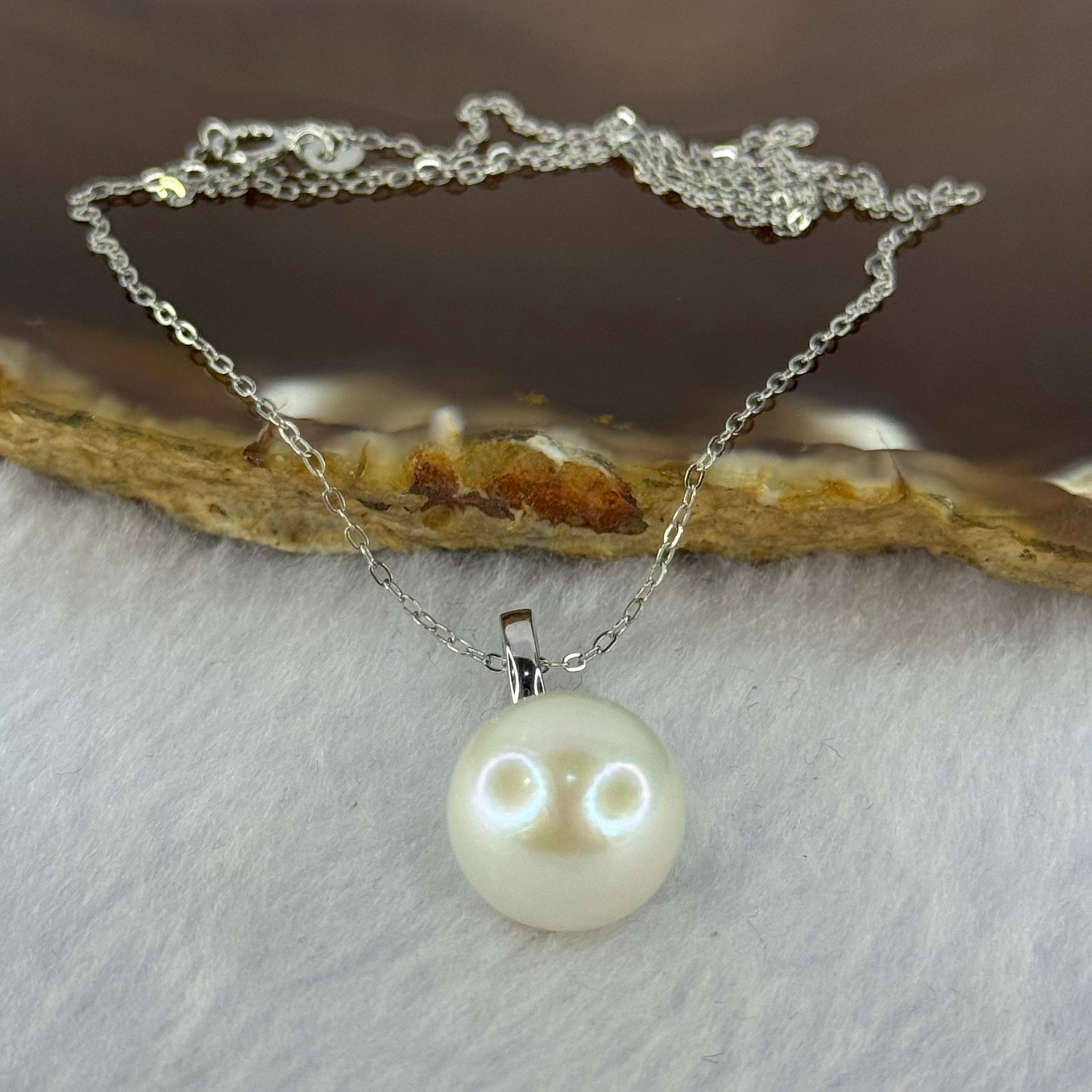 Natural Pearl in S925 Sliver Multi Purpose Pendant Clasp in S925 Silver Necklace 3.90g 12.3mm - Huangs Jadeite and Jewelry Pte Ltd