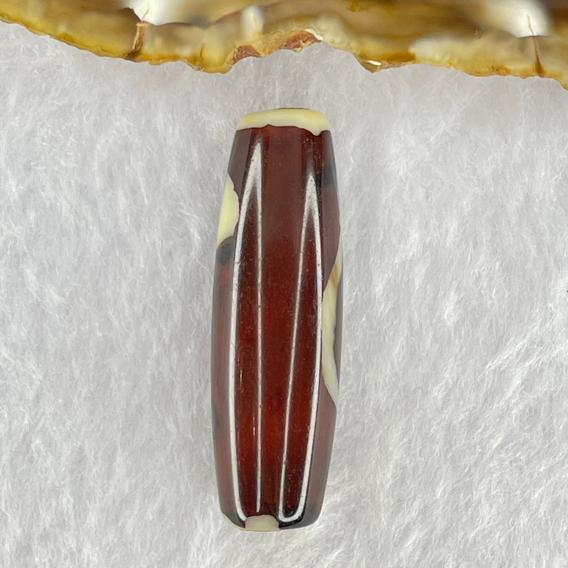 Natural Powerful Tibetan Old Oily Agate Ruyi Dzi Bead Heavenly Master (Tian Zhu) 如意天珠 8.72g 38.2 by 12.1mm - Huangs Jadeite and Jewelry Pte Ltd