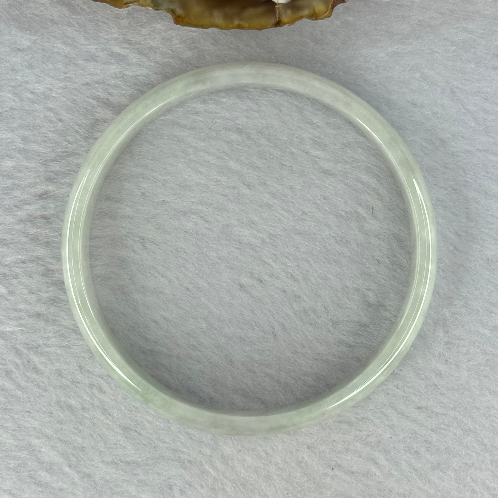 Type A Light Green Jadeite Bangle 20.92g Internal Diameter 52.5mm 11.3 by 3.9mm (Internal Line) - Huangs Jadeite and Jewelry Pte Ltd