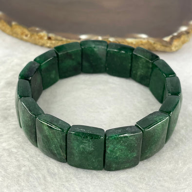 Natural Green Aventurine Bracelet 56.21g 18cm 17.9 by 14.1 by 7.3mm 15 pcs - Huangs Jadeite and Jewelry Pte Ltd