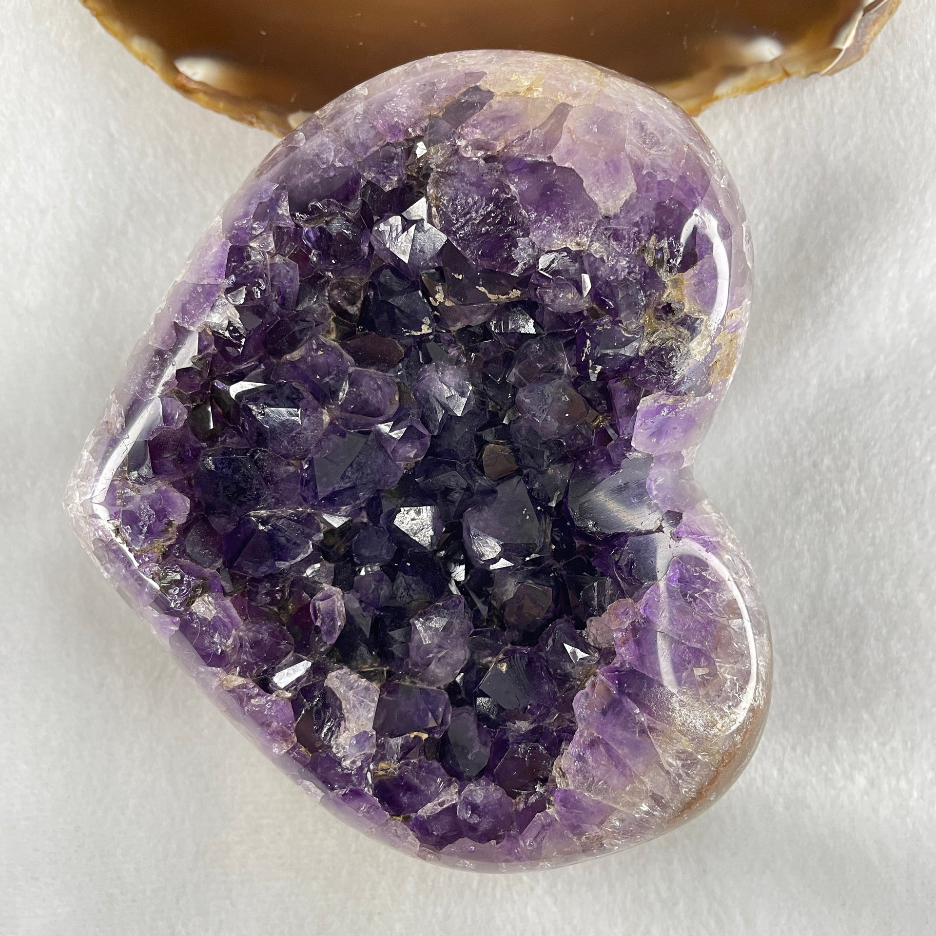 Natural Amethyst Heart Shape with Wooden Stand Display 784.3g 114.4 by 95.0 by 116.5mm - Huangs Jadeite and Jewelry Pte Ltd