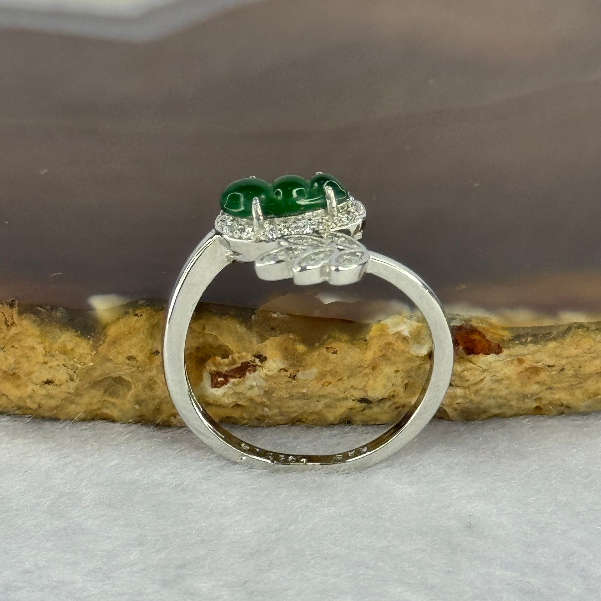 Type A Icy Green Omphasite Jadeite Peapod and Leave with Crystals in S925 Sliver Ring (Adjustable Size) 1.87g 9.1 by 4.1 by 2.5mm - Huangs Jadeite and Jewelry Pte Ltd