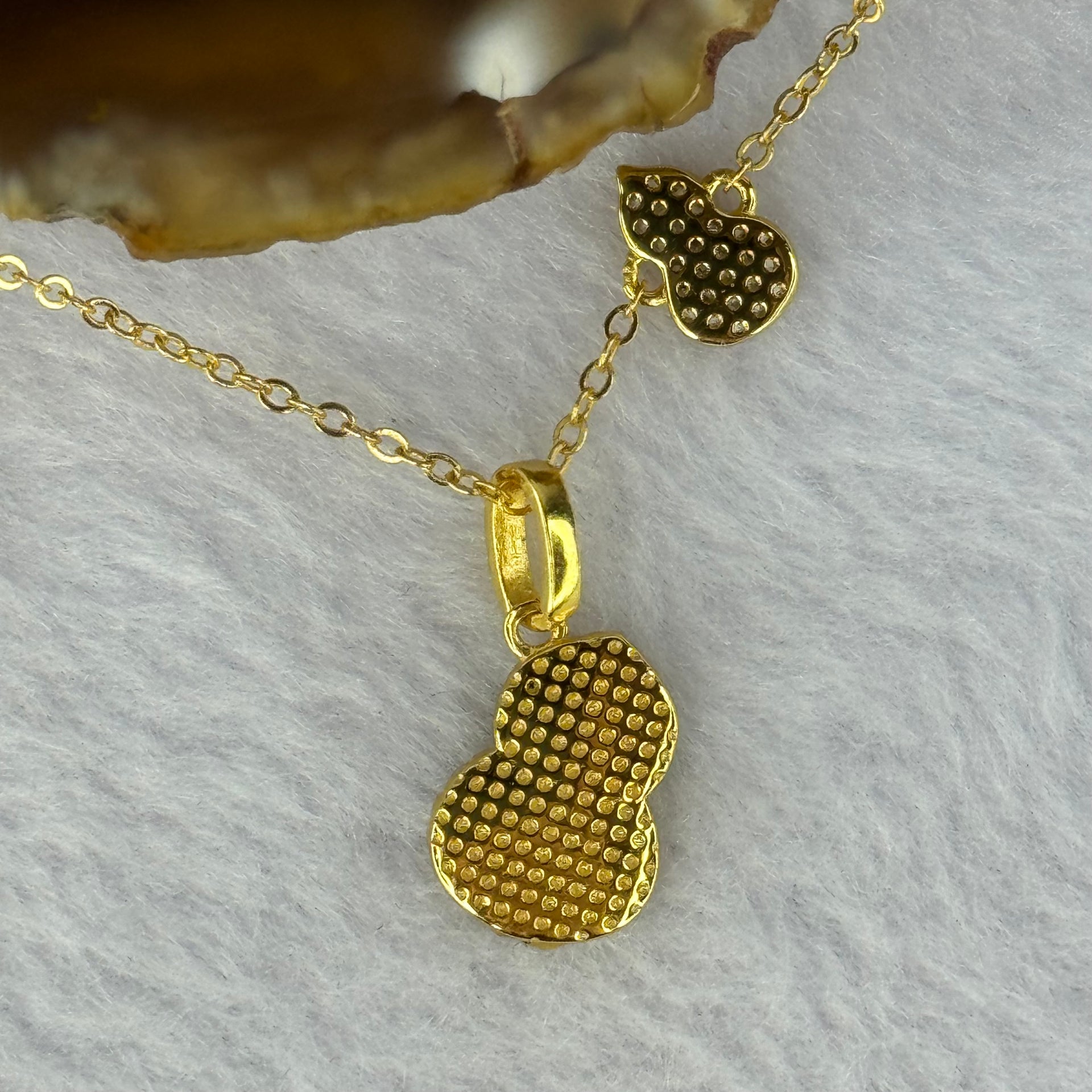 Type A Old Mine Spicy Green Jadeite Hulu with Crystals in S925 Sliver Gold Color Necklace 3.30g 10.1 by 7.0 by 1.0mm - Huangs Jadeite and Jewelry Pte Ltd