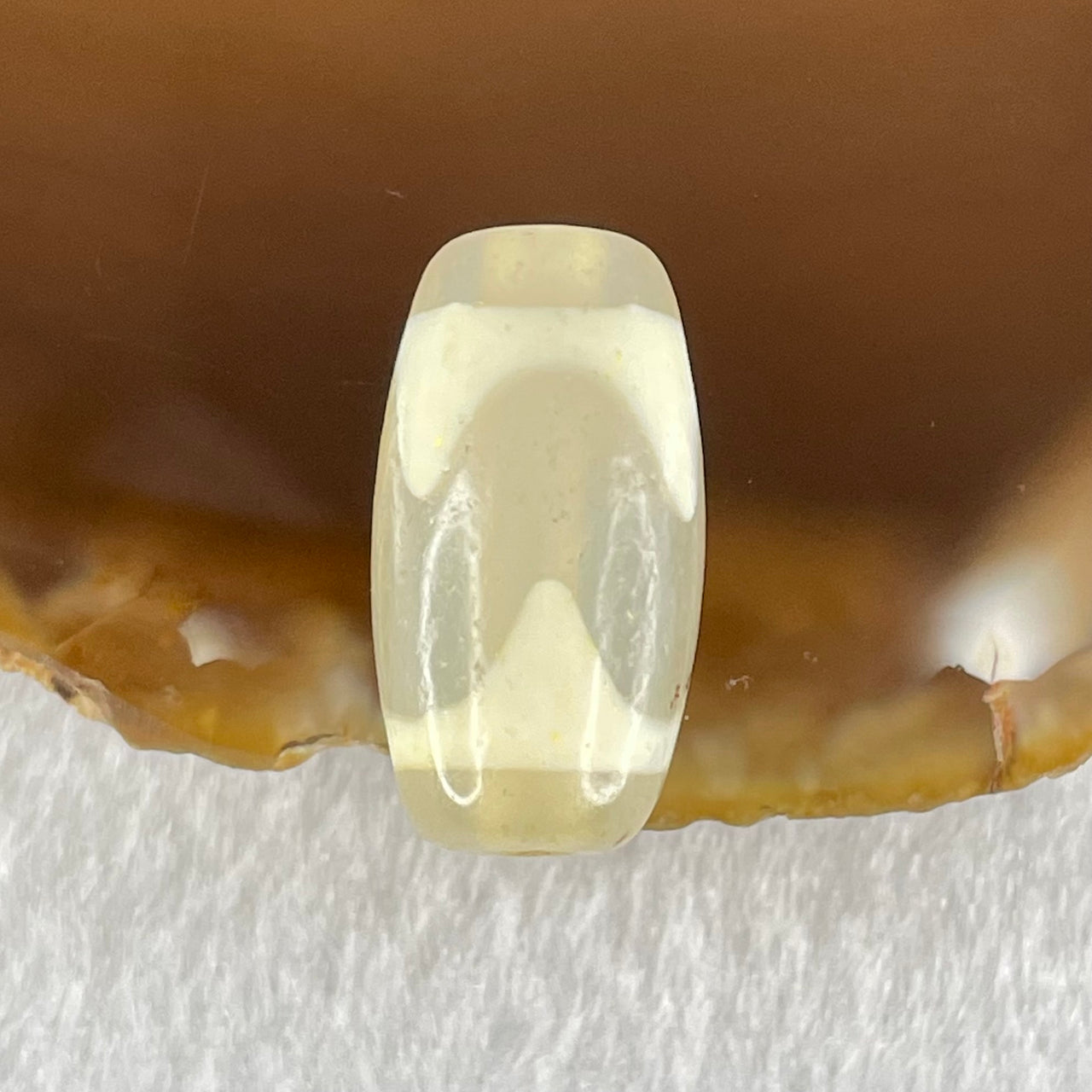 Natural Powerful Tibetan Old Oily Agate Tiger Tooth Daluo Dzi Bead Heavenly Master (Tian Zhu) 虎呀天诛 3.31g 19.8 by 10.5mm - Huangs Jadeite and Jewelry Pte Ltd