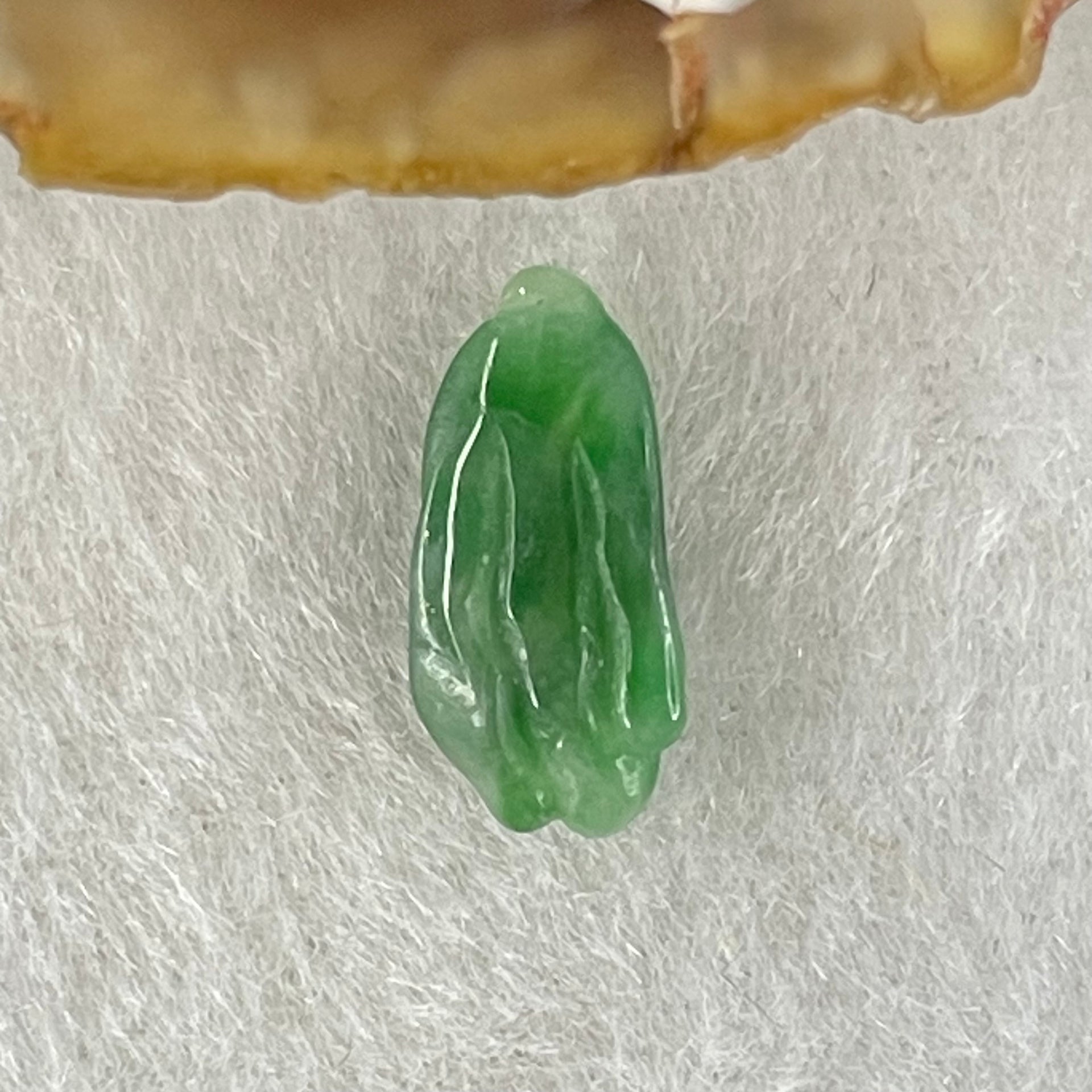 Type A Old Mine Spicy Green Jadeite Cabbage Charm Stone For Setting 0.63g 14.1 by 6.9 by 3.7mm - Huangs Jadeite and Jewelry Pte Ltd
