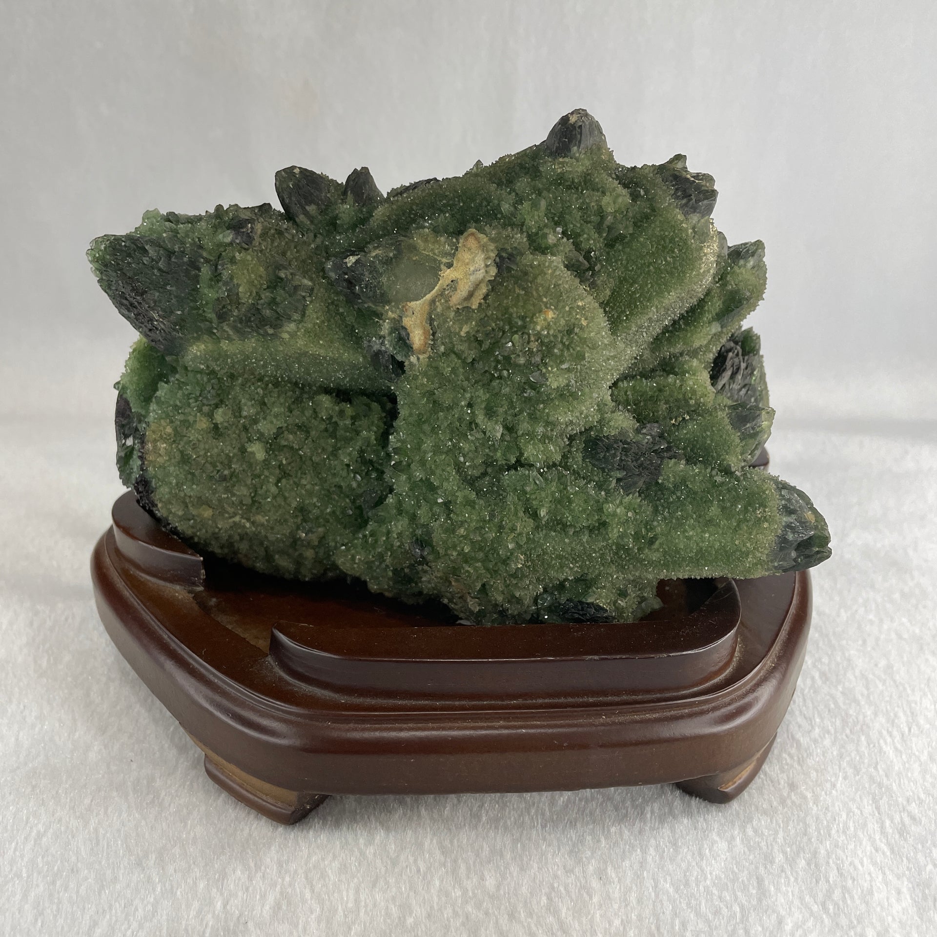 Natural Green Chromium Quartz Rough with Wooden Stand Display 1,391.0g 175.0 by 125.0 by 132.0mm - Huangs Jadeite and Jewelry Pte Ltd