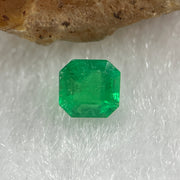 Natural Colombia Vivid Green Emerald (Beryl) Cut-Cornered Square Step cut 0.48ct 4.8 by 4.7 by 3.3mm - Huangs Jadeite and Jewelry Pte Ltd