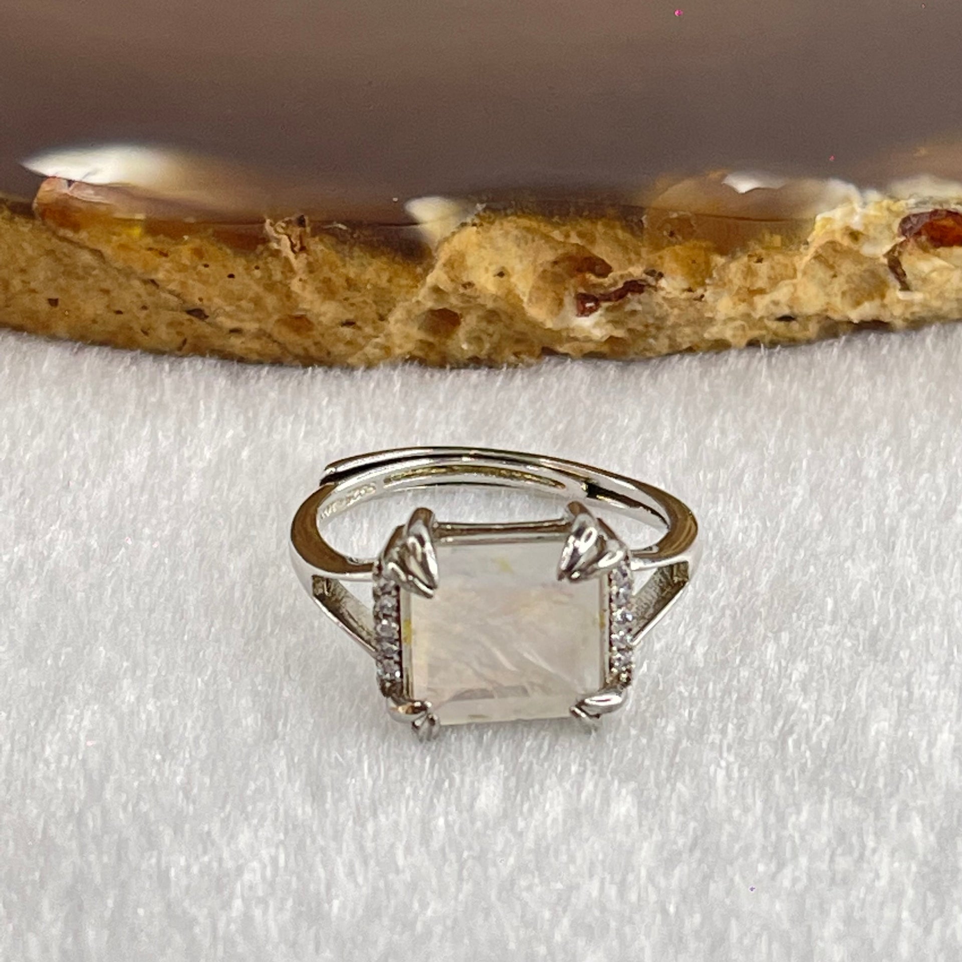 Natural Rainbow Moonstone in S925 Sliver Ring (Adjustable Ring) 2.68g 8.3 by 4.2mm - Huangs Jadeite and Jewelry Pte Ltd