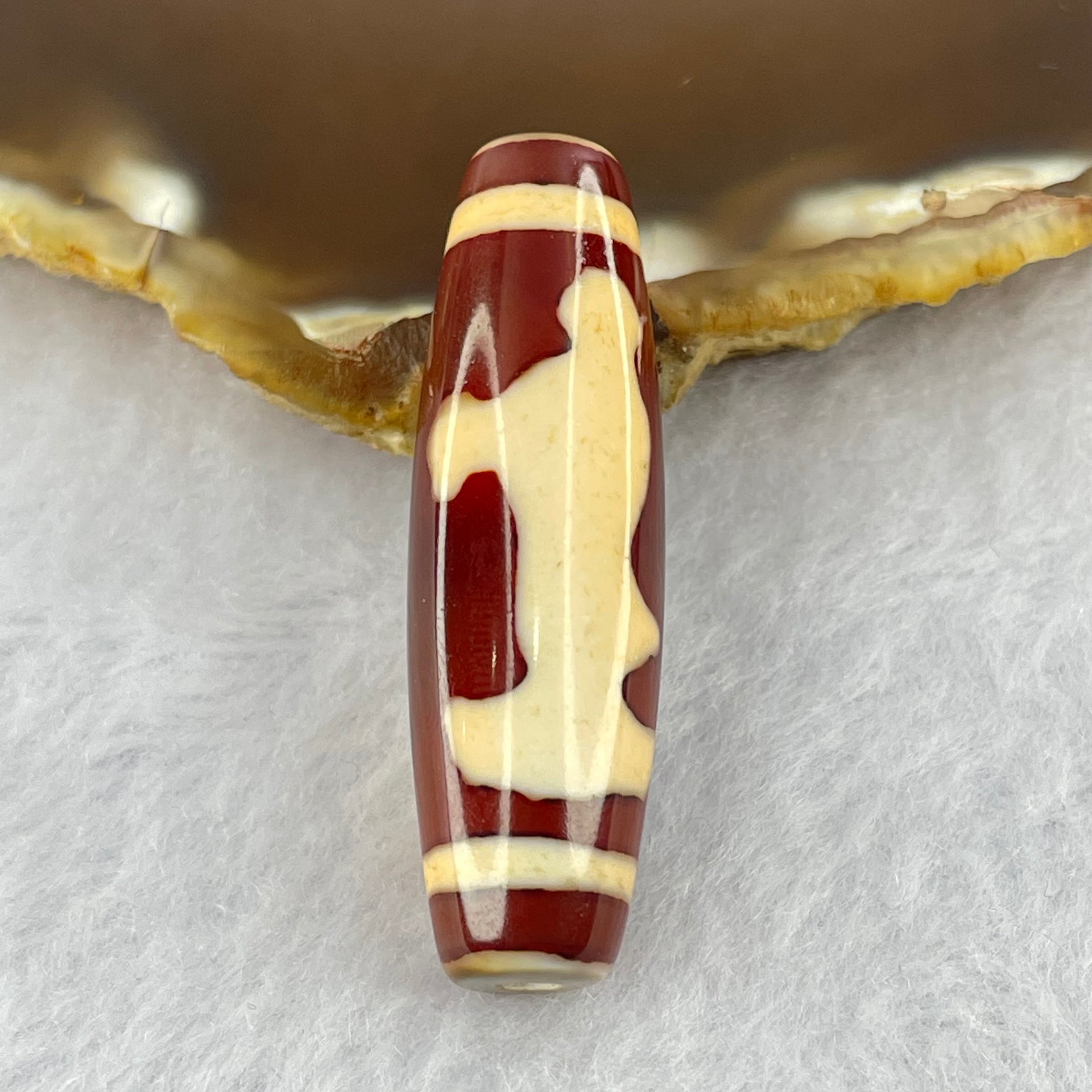 Natural Powerful Tibetan Old Oily Red and Yellowish White Agate Guan Yin Dzi Bead Heavenly Master (Tian Zhu) 观音天诛 8.61g 40.3 by 12.1mm - Huangs Jadeite and Jewelry Pte Ltd