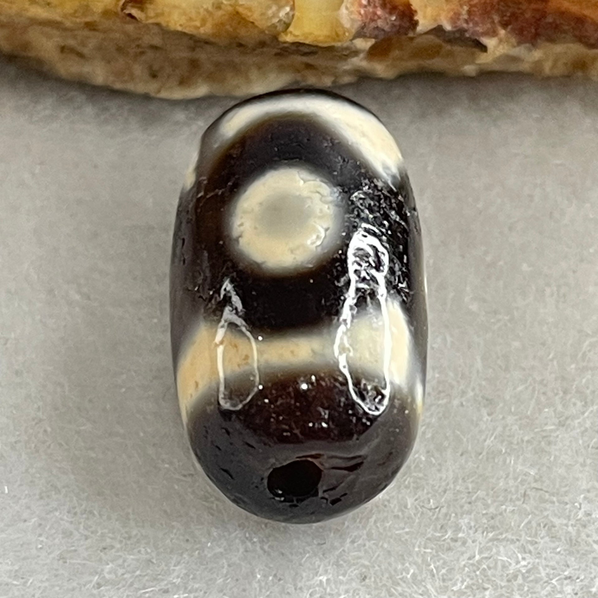 Natural Powerful Tibetan Old Oily Agate 3 Eyes Dzi Bead Heavenly Master (Tian Zhu) 三眼天诛 2.83g 17.4 by 10.1mm - Huangs Jadeite and Jewelry Pte Ltd