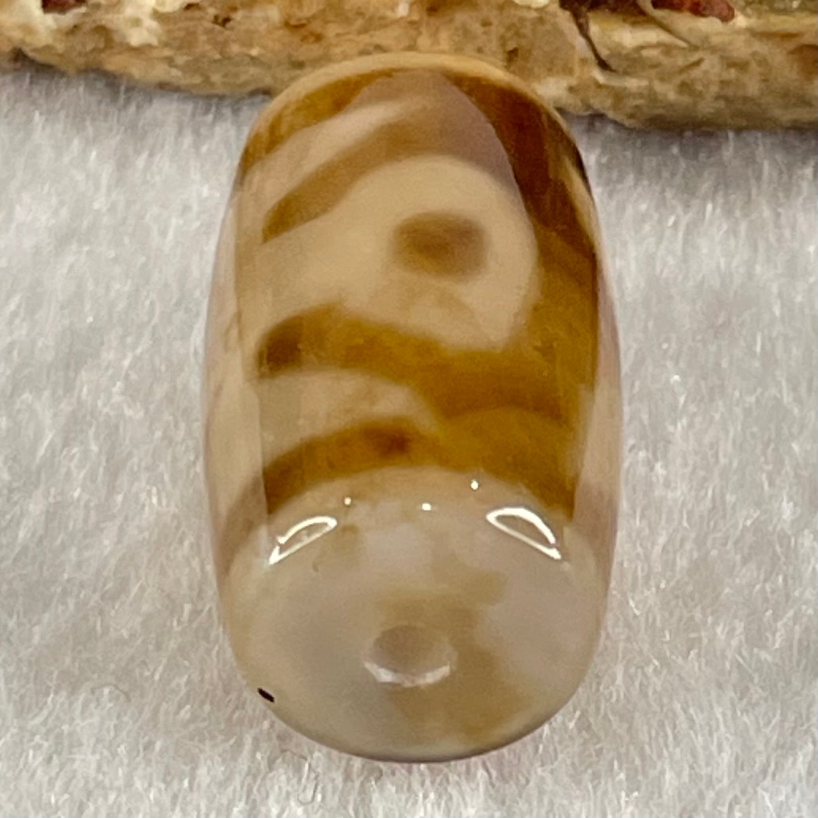 Natural Powerful Tibetan Old Oily Agate Patina Guiren Tairen Human Dzi Bead Totem Amulet Heavenly Master (Tian Zhu) 贵人天诛 4.77g 19.6 by 11.6mm - Huangs Jadeite and Jewelry Pte Ltd