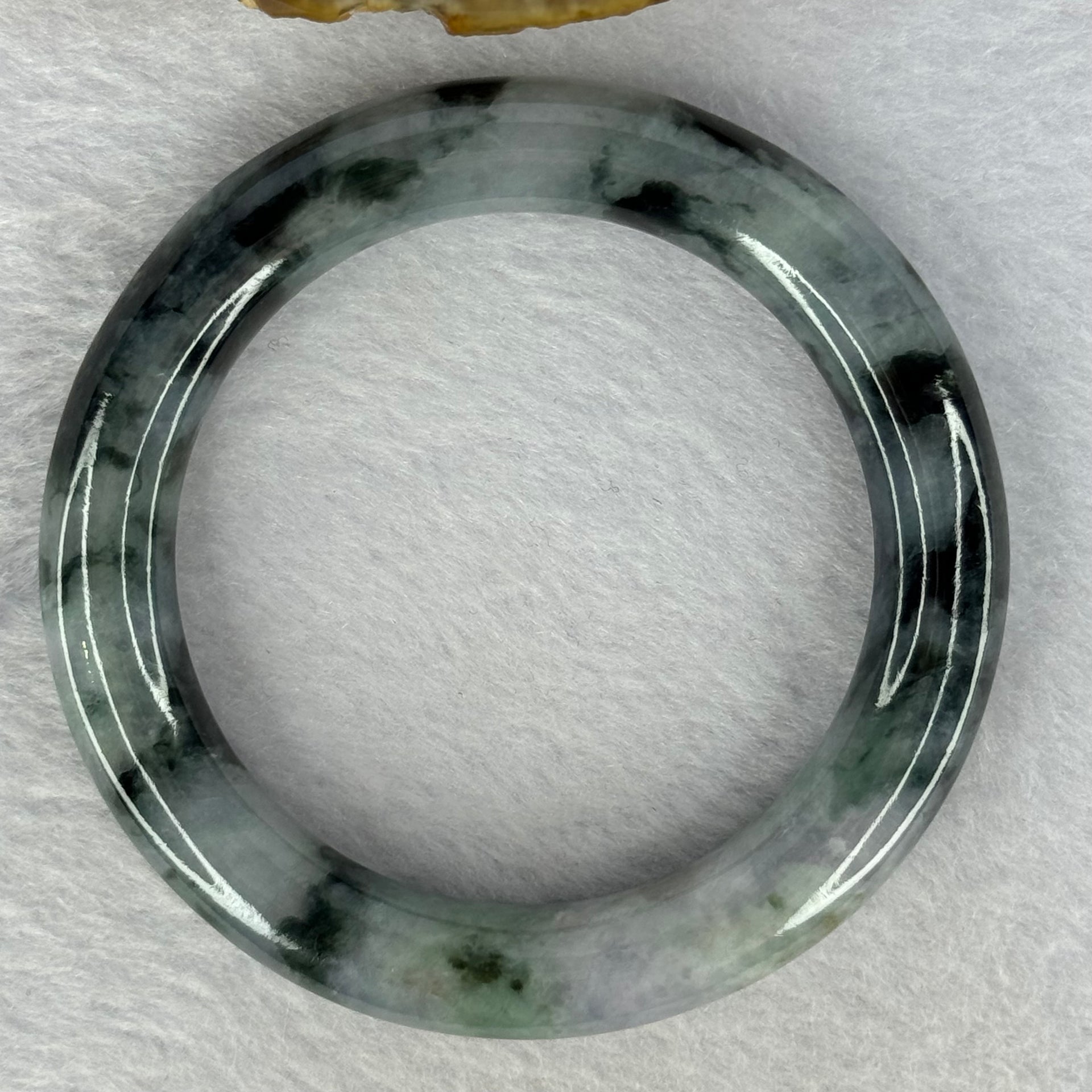 Type A Green Lavender with Moss and Emerald Green Jadeite Bangle Internal Diameter 55.3mm 62.04g 11.0 by 10.6mm (Very Slight Internal Line) - Huangs Jadeite and Jewelry Pte Ltd