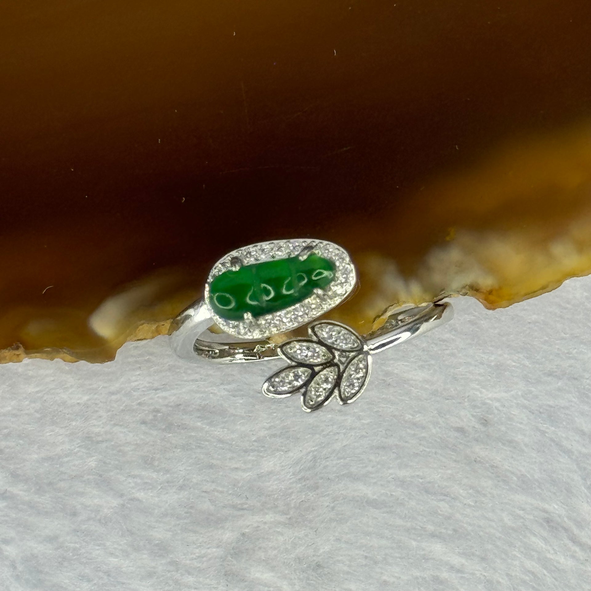 Type A Icy Green Omphasite Jadeite Peapod and Leave with Crystals in S925 Sliver Ring (Adjustable Size) 1.87g 9.1 by 4.1 by 2.5mm - Huangs Jadeite and Jewelry Pte Ltd