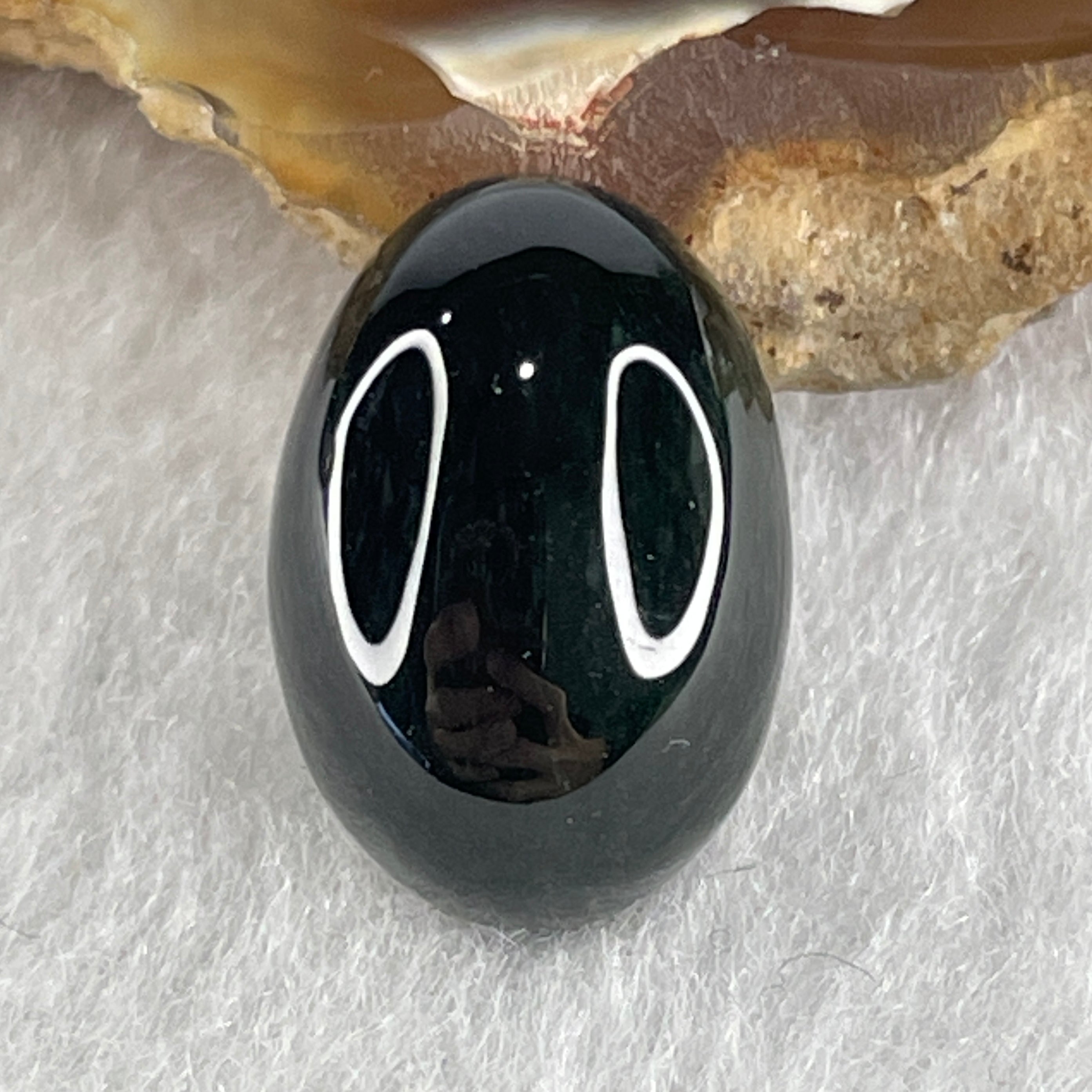 Black Jade Jewelry Collection – Elegant Dark Gemstones