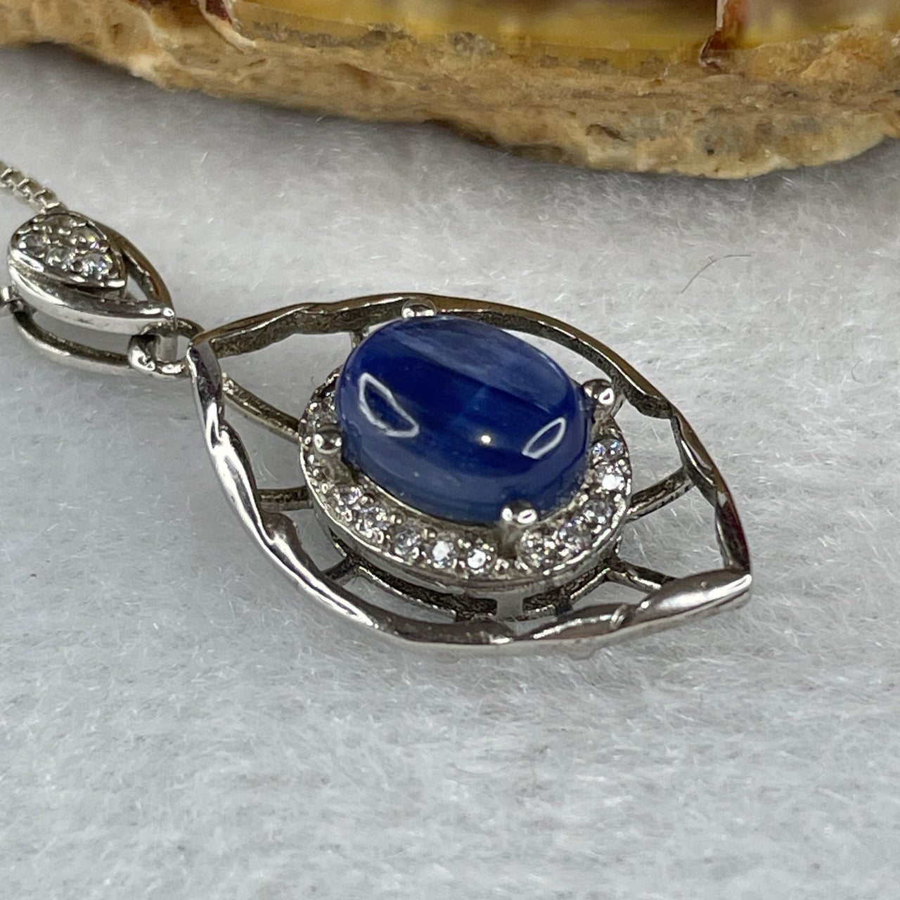 Natural Blue Kyanite Bead Necklace 3.70g 44cm 8.0 by 6.0 by 4.0mm - Huangs Jadeite and Jewelry Pte Ltd