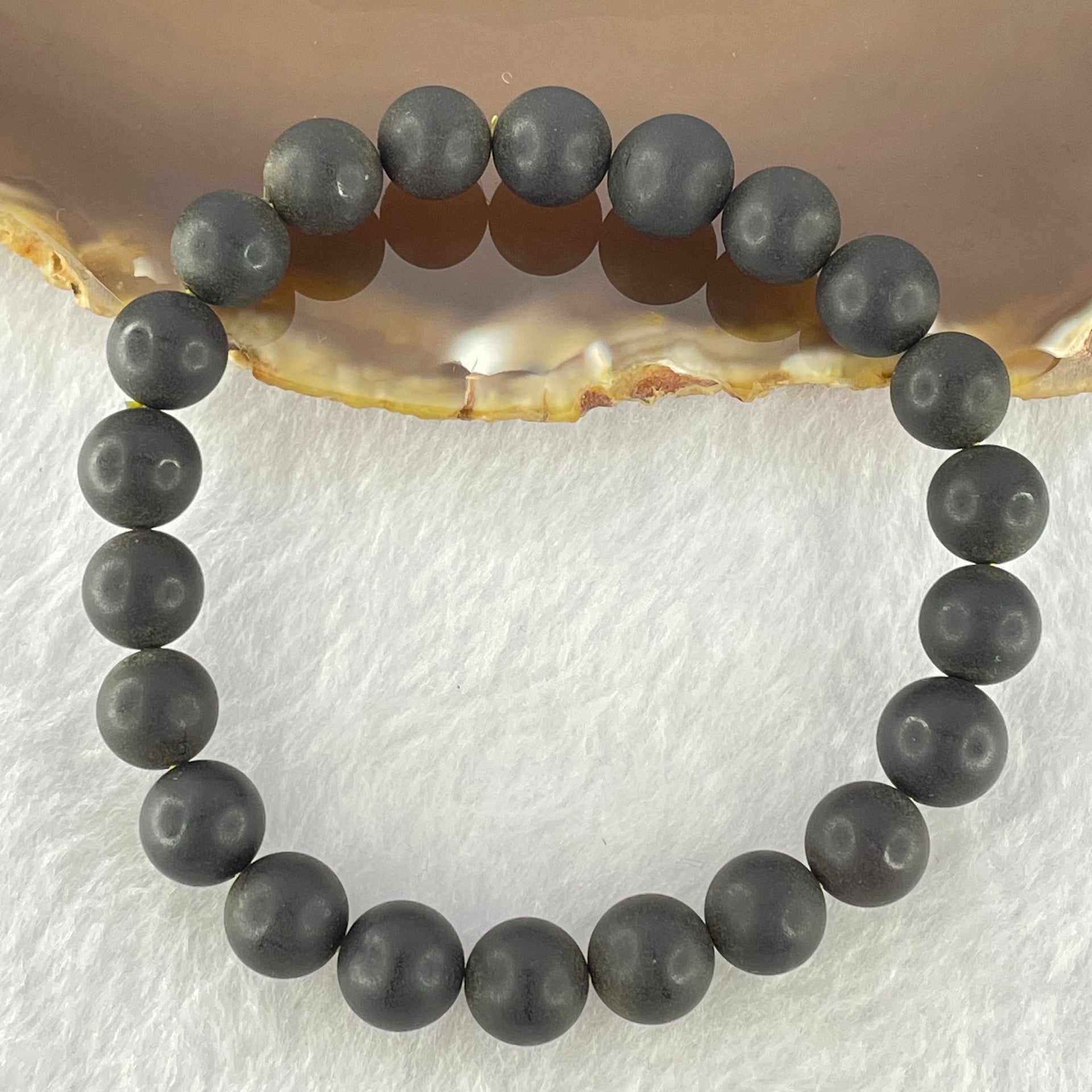 Natural Iron Blood King Amber Beads Bracelet 天然铁血王琥珀手链 8.16g 16.5cm 9.4mm 22 Beads - Huangs Jadeite and Jewelry Pte Ltd