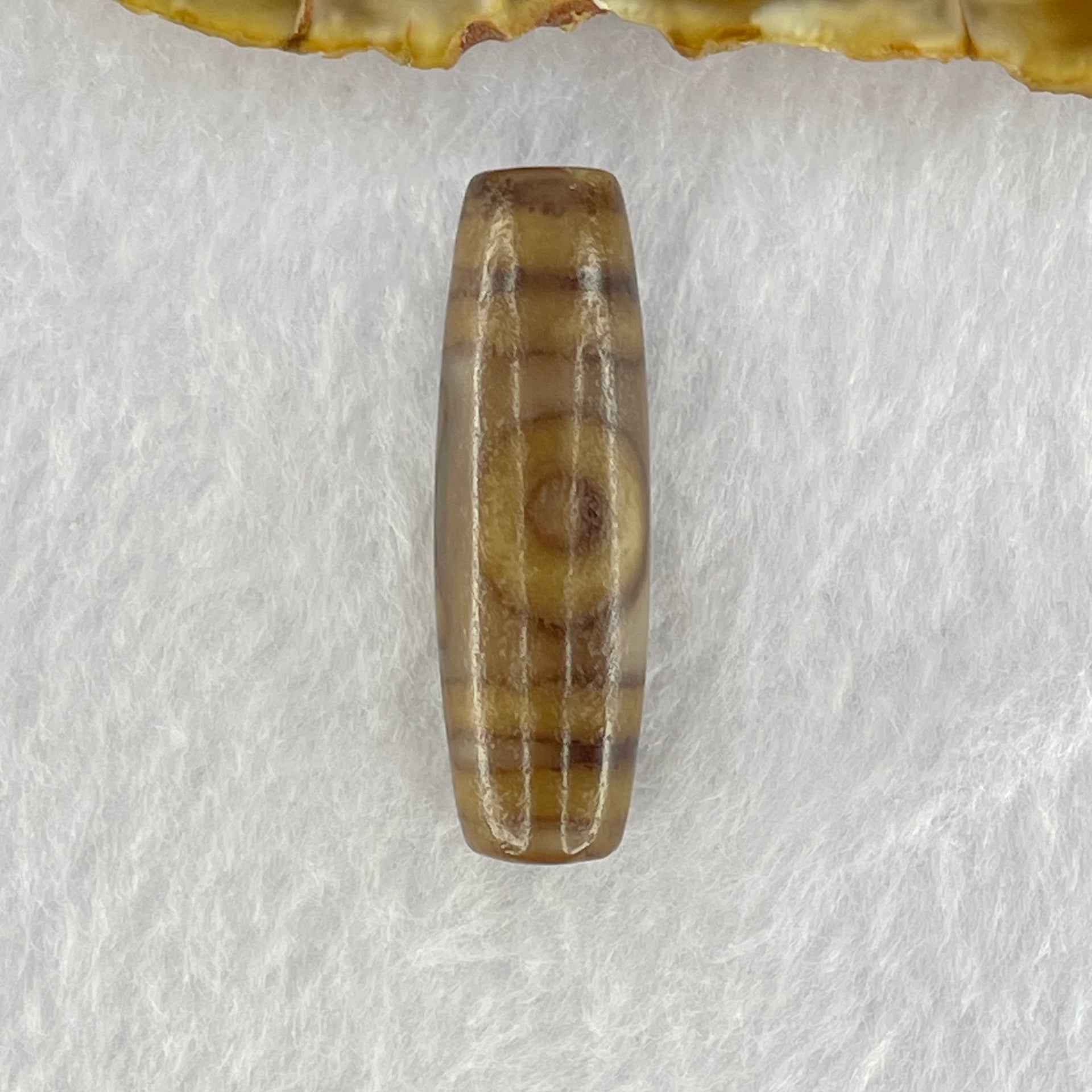 Natural Powerful Tibetan Old Oily Agate Sky Door Serenity 1 Eye Dzi Bead Heavenly Master (Tian Zhu) 一眼天诛 8.49g 38.1 by 11.7mm - Huangs Jadeite and Jewelry Pte Ltd