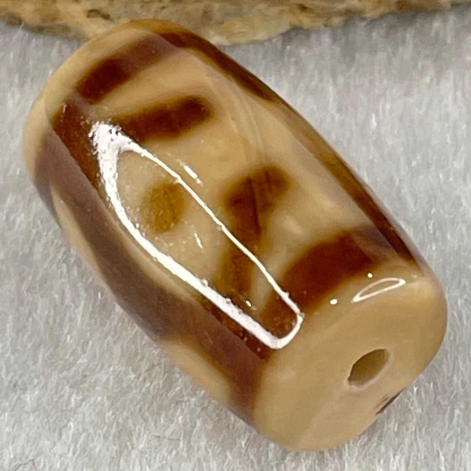 Natural Powerful Tibetan Old Oily Agate Patina Guiren Tairen Human Dzi Bead Totem Amulet Heavenly Master (Tian Zhu) 贵人天诛 4.85g 19.9 by 11.8mm - Huangs Jadeite and Jewelry Pte Ltd