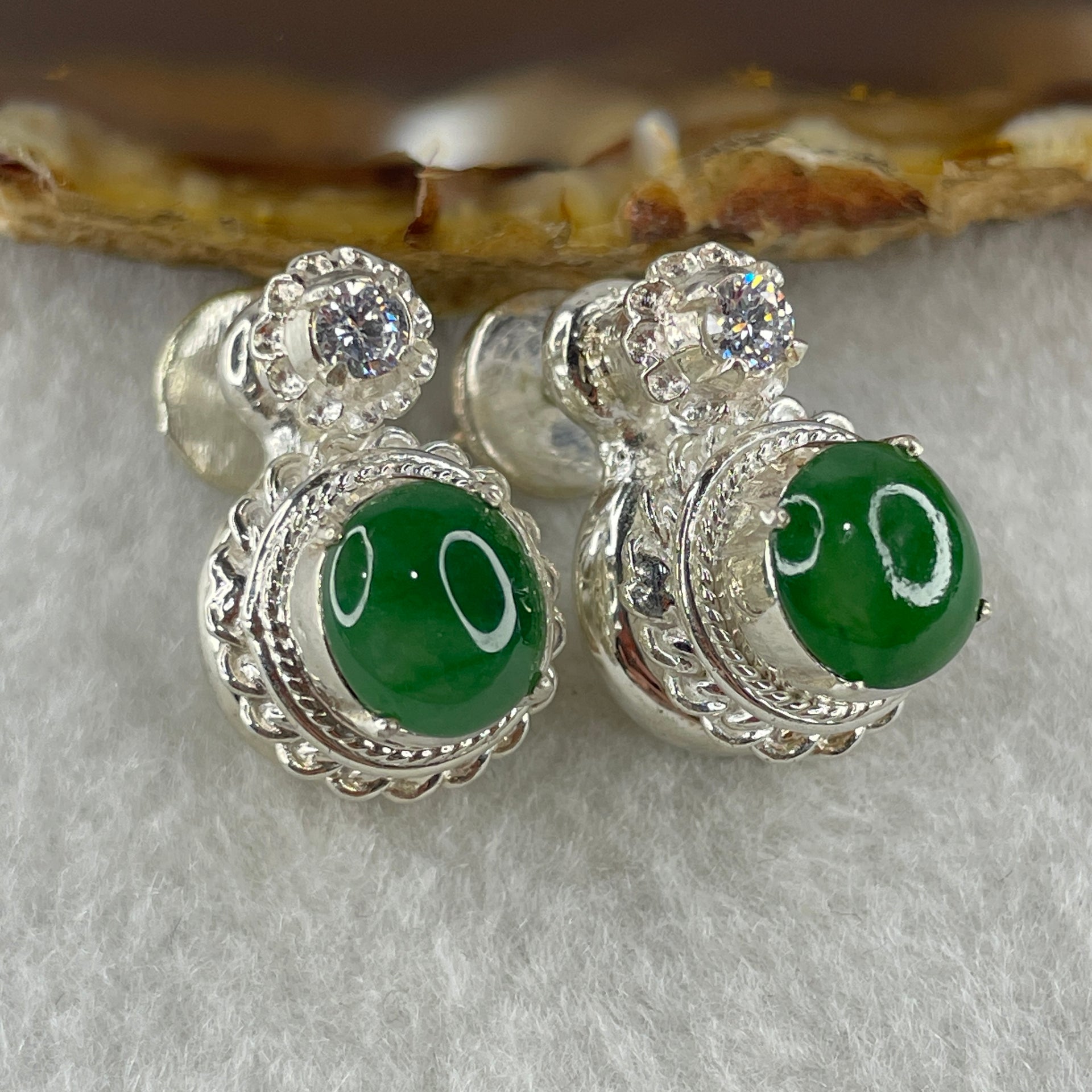 Type A Natural Full Old Mine Spicy Green Jadeite Cabochon 9.2 by 8.1 by 3.5mm Stone for Setting 31.90g (On Silver Earrings Mold) - Huangs Jadeite and Jewelry Pte Ltd
