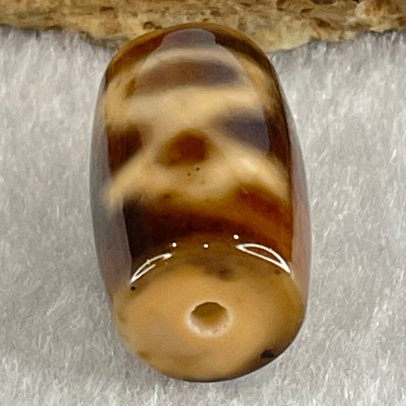 Natural Powerful Tibetan Old Oily Agate Double Cai Shen Dzi Bead Heavenly Master (Tian Zhu) 双财神长天珠 4.89g 19.8 by 11.9mm - Huangs Jadeite and Jewelry Pte Ltd