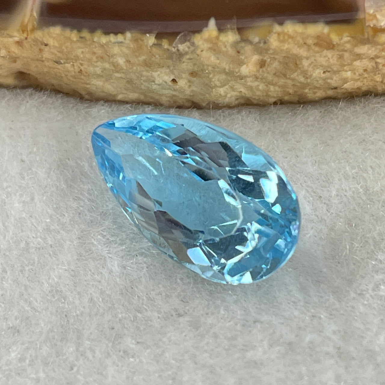 Natural Sky Blue Topaz Teardrop Shape 7.43ct 16.0 by 9.0 by 7.0mm - Huangs Jadeite and Jewelry Pte Ltd