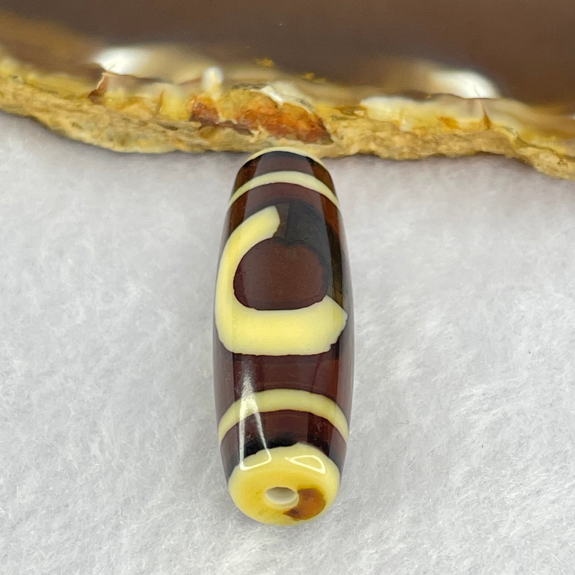 Natural Powerful Tibetan Old Oily Agate Sky Door Serenity 1 Eye Dzi Bead Heavenly Master (Tian Zhu) 一眼天诛 8.78g 38.0 by 12.1mm - Huangs Jadeite and Jewelry Pte Ltd