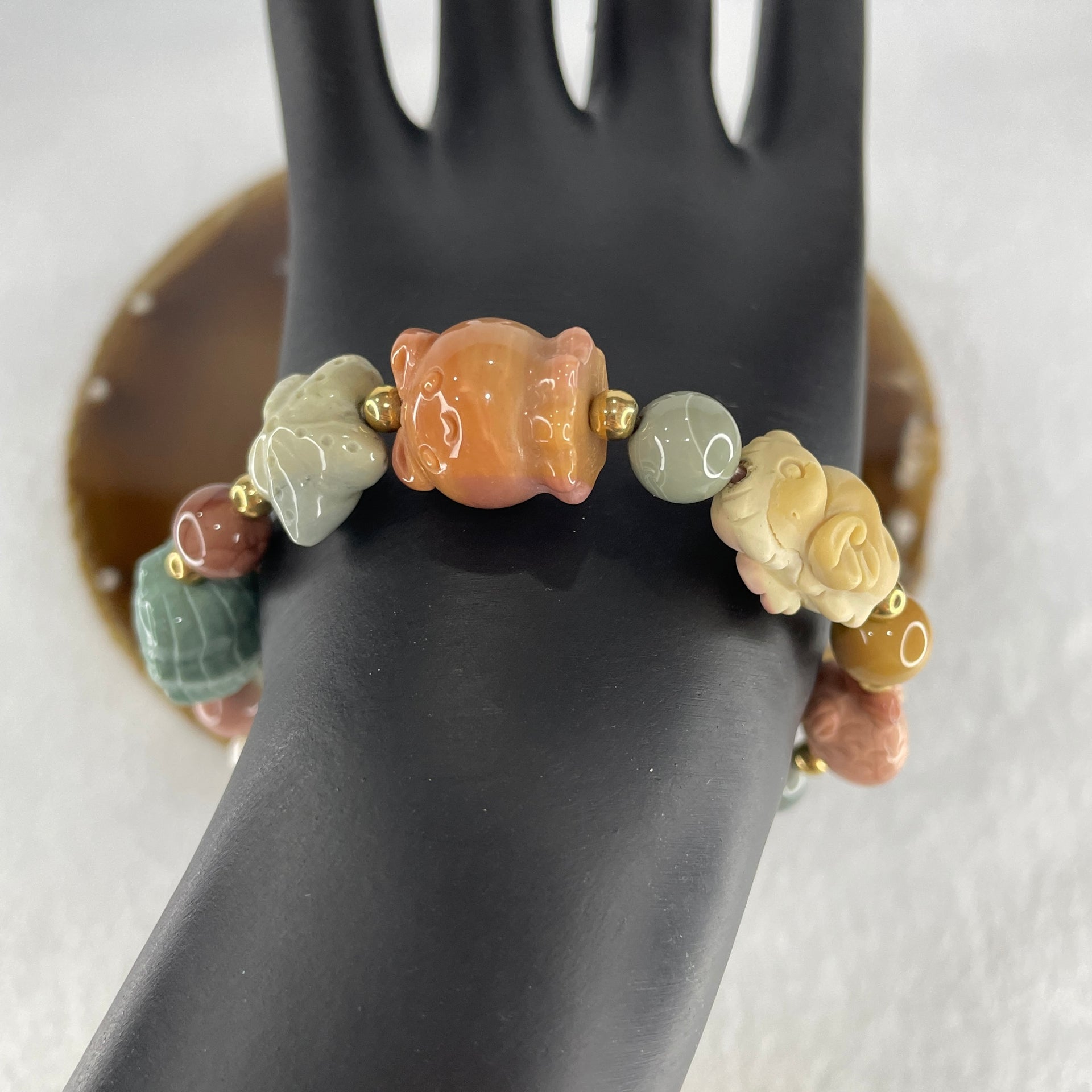 Certified Natural Alashan Agate Pink Starfish with Fish and Crab Bracelet 32.110g 16.5cm 15.1 by 17.1 by 14.6mm - Huangs Jadeite and Jewelry Pte Ltd